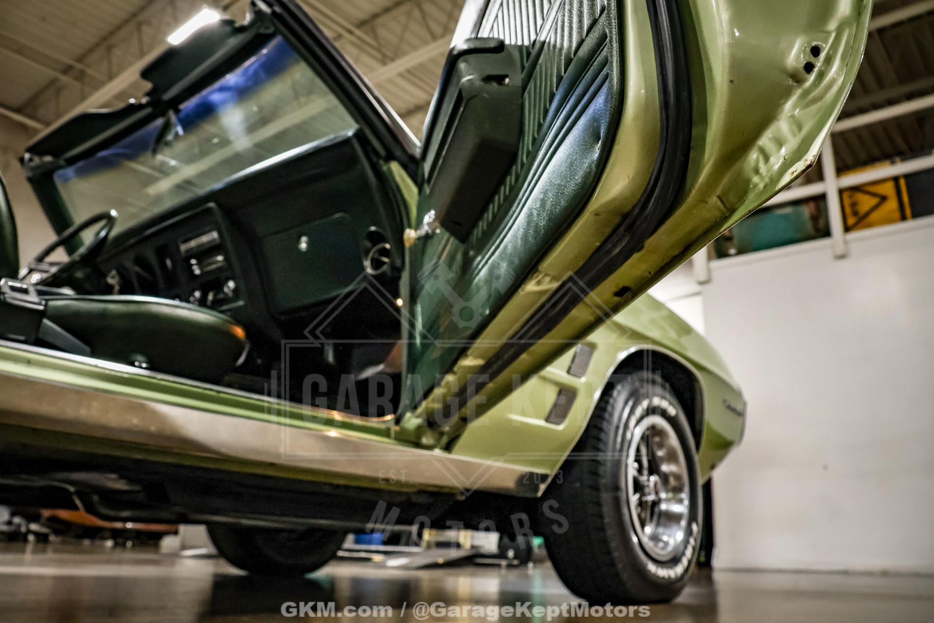 1969 Pontiac Firebird 87