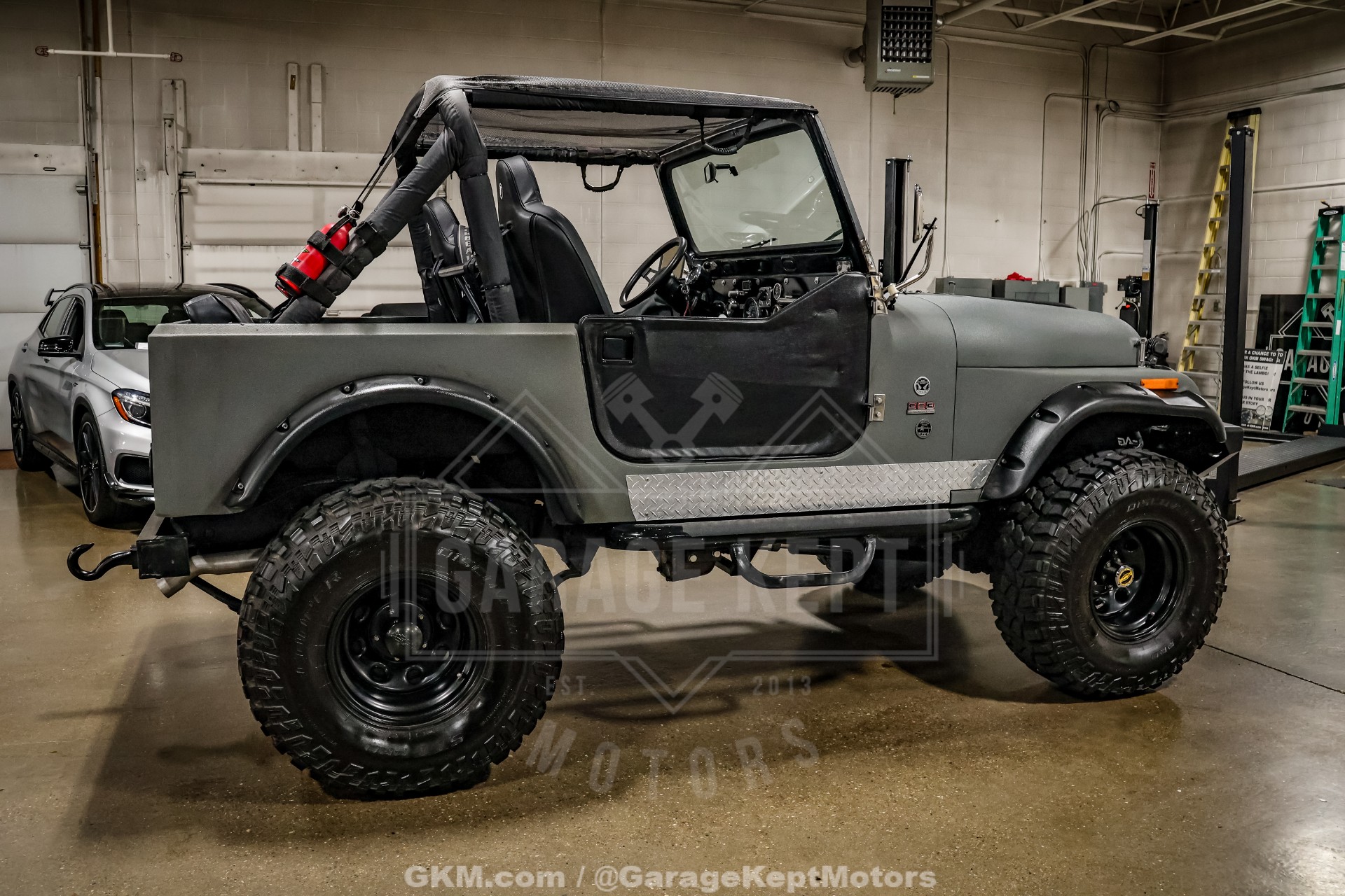 1977 Jeep CJ-7 9