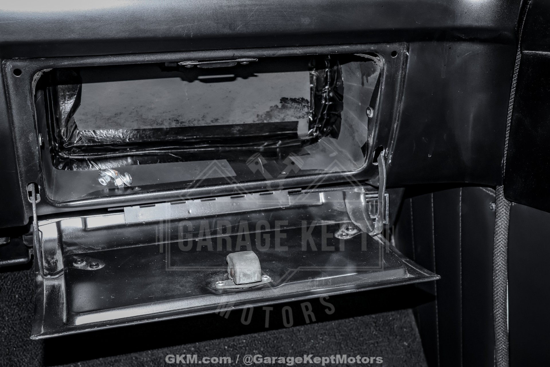1954 Ford Crestline Skyliner 122