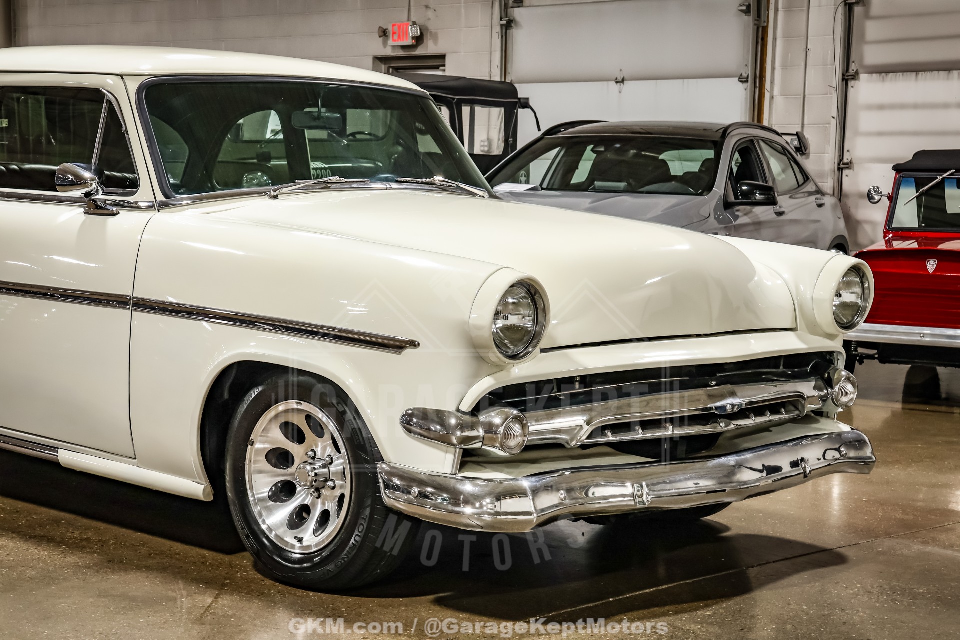 1954 Ford Crestline Skyliner 13