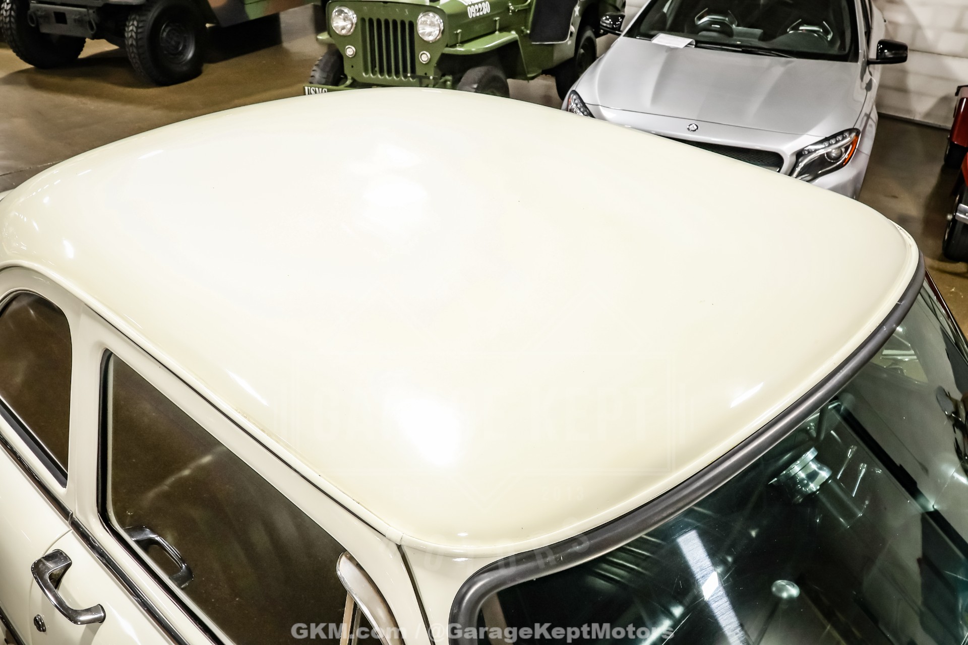 1954 Ford Crestline Skyliner 16
