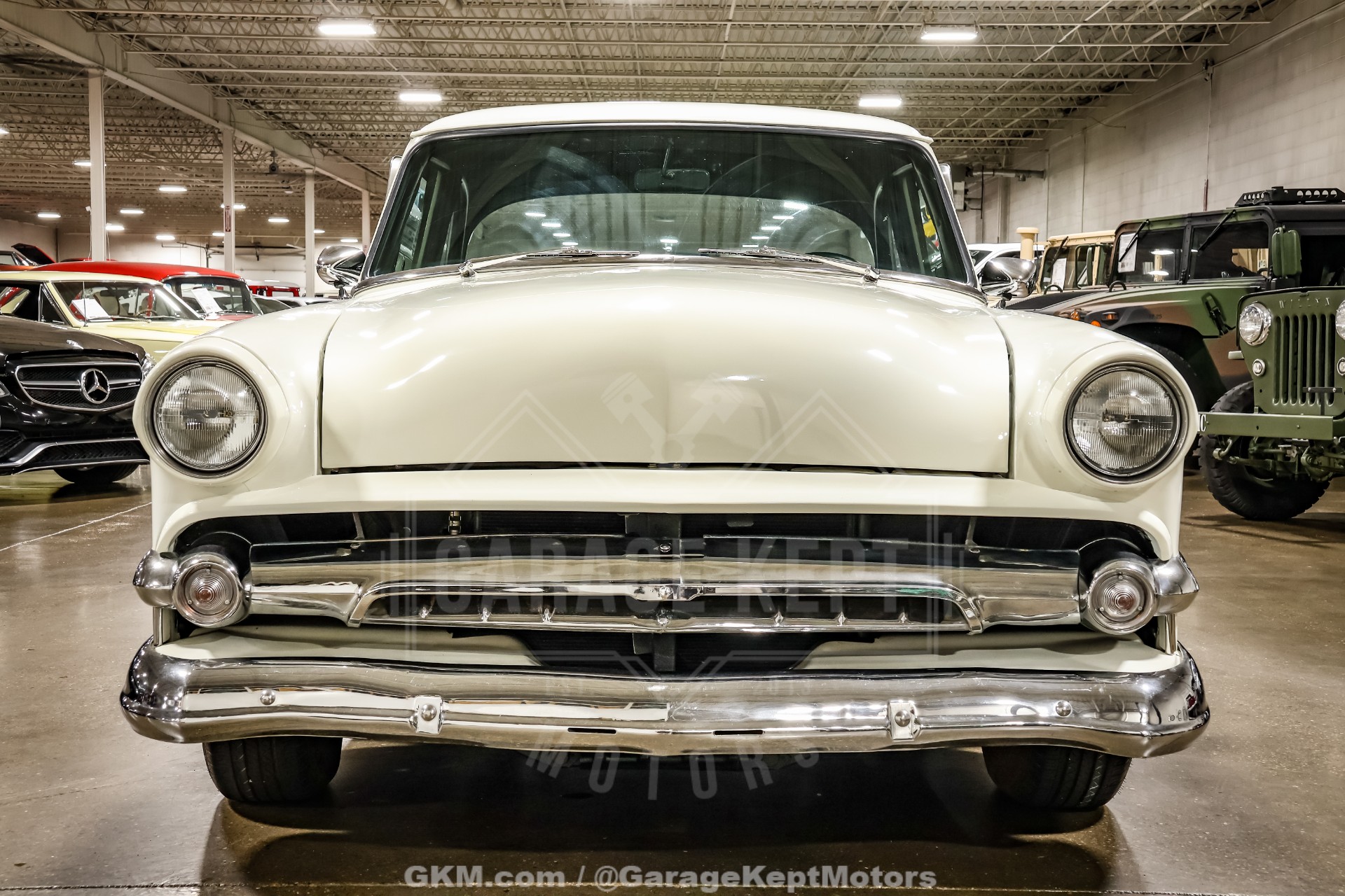 1954 Ford Crestline Skyliner 19
