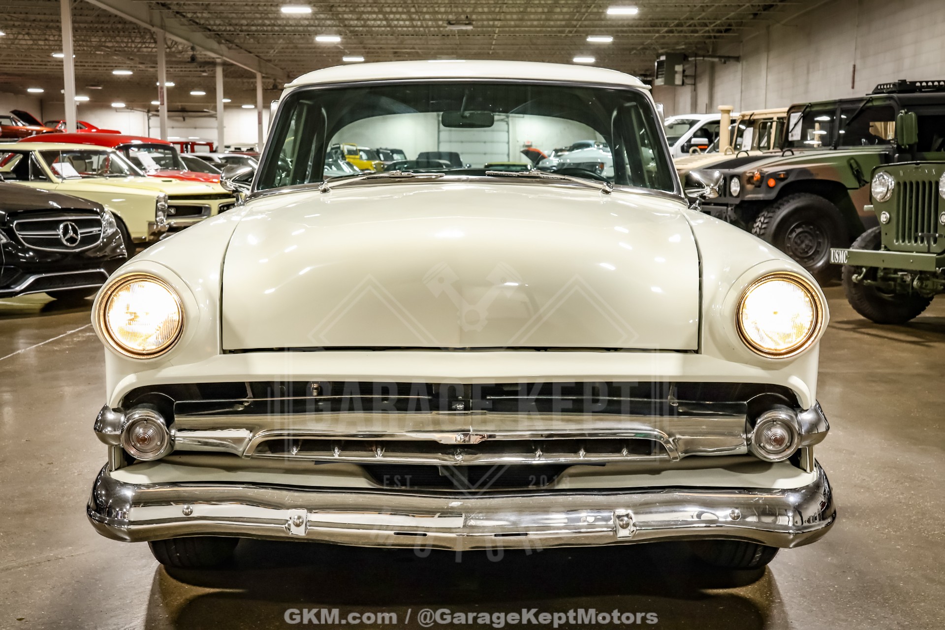 1954 Ford Crestline Skyliner 20