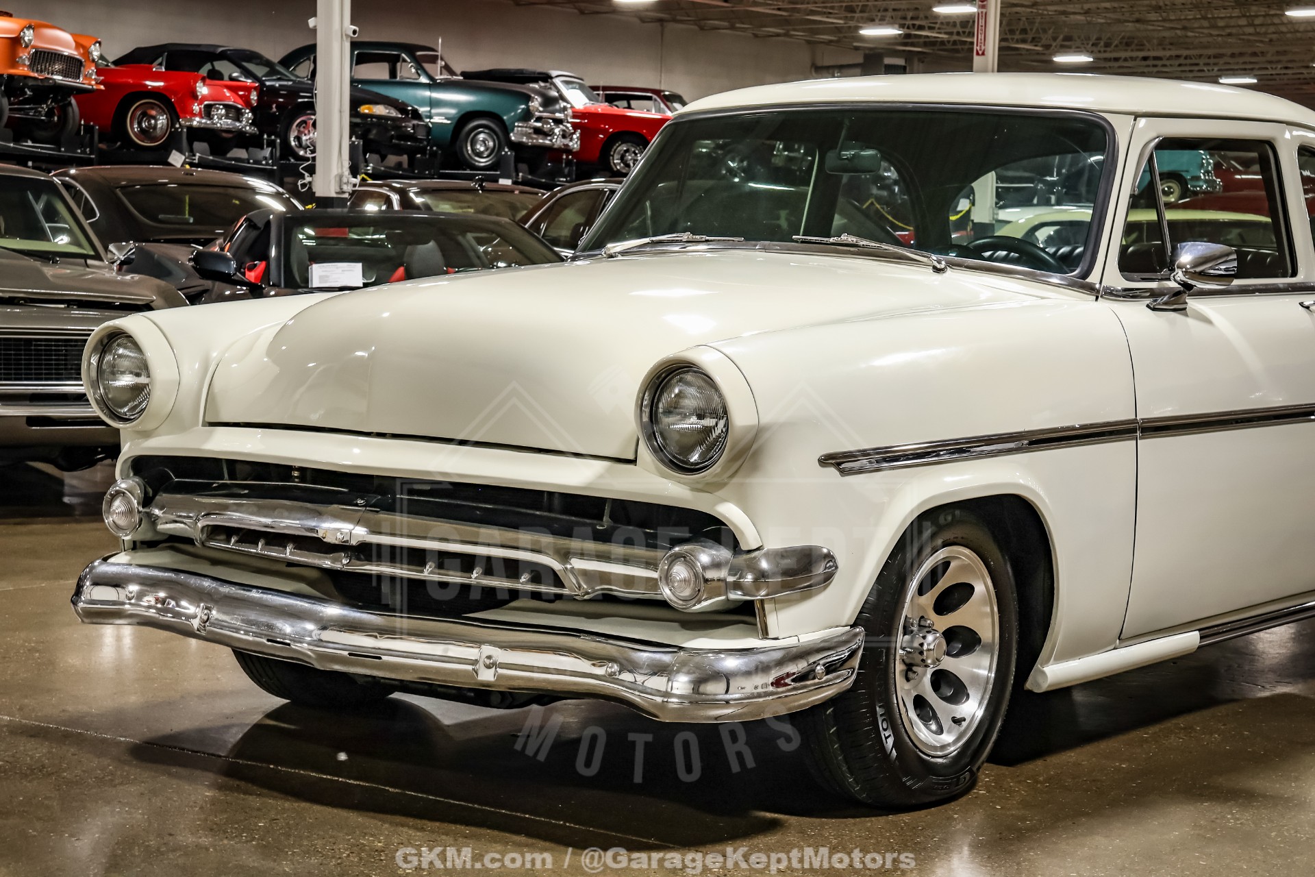 1954 Ford Crestline Skyliner 22