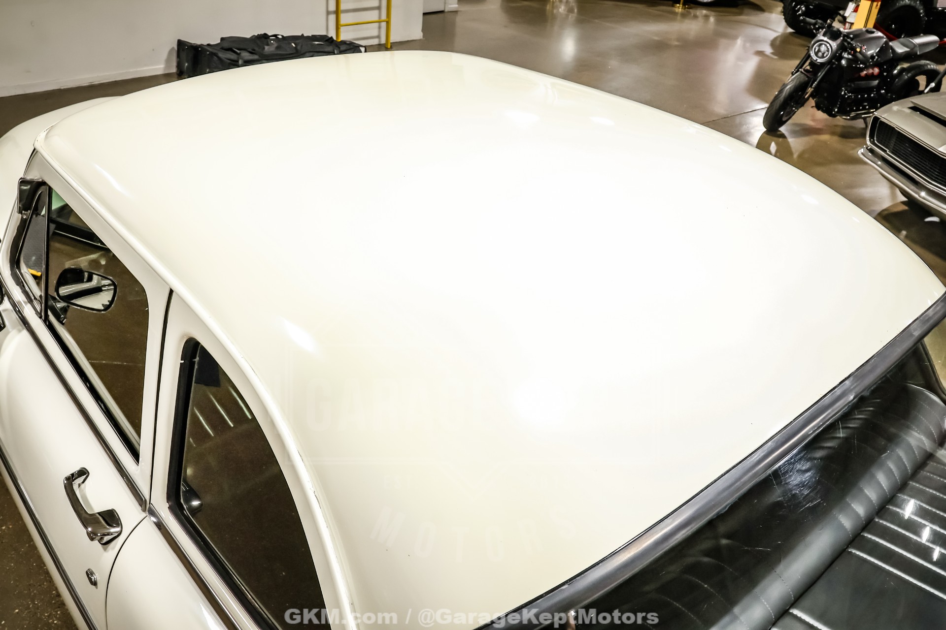 1954 Ford Crestline Skyliner 39
