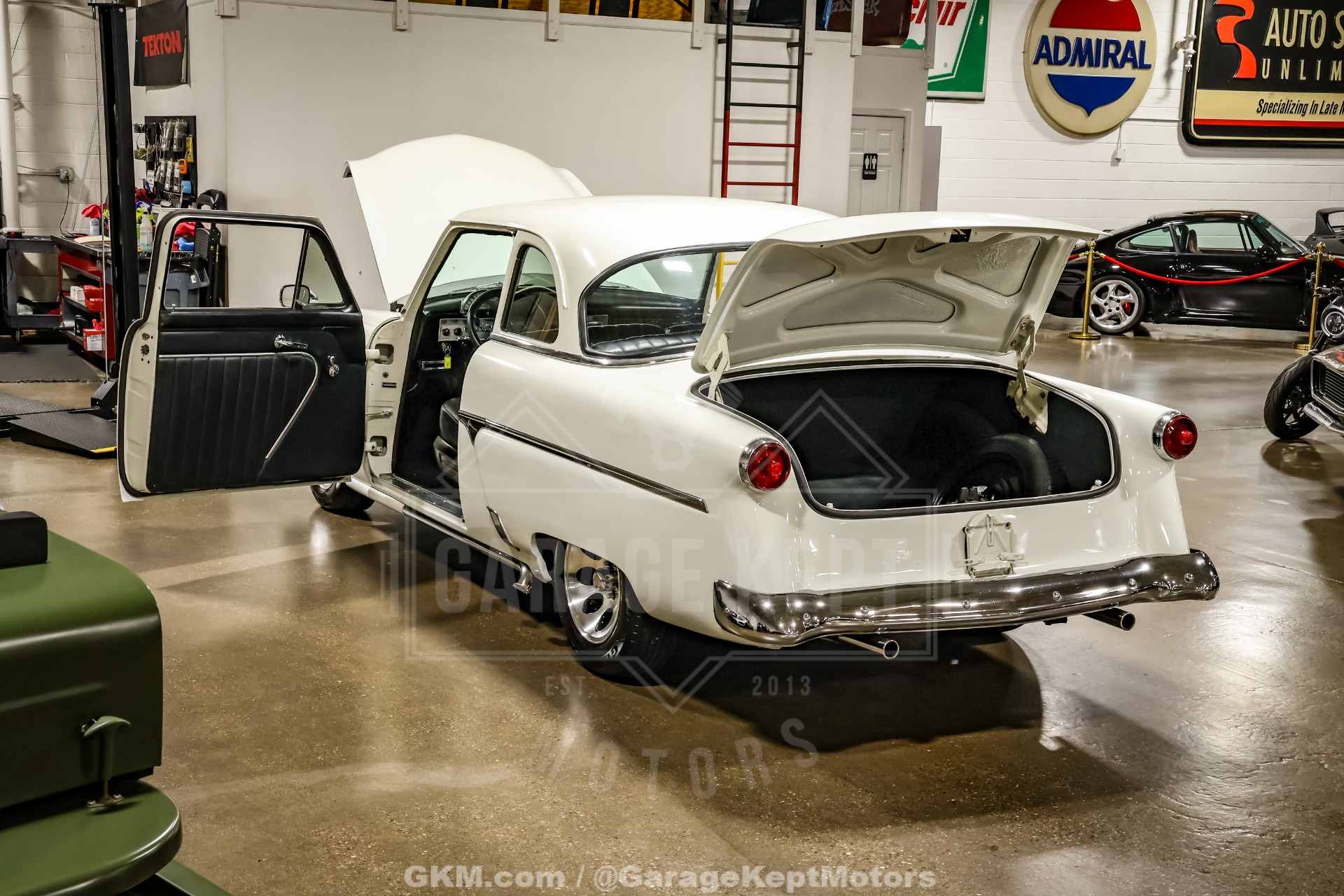 1954 Ford Crestline Skyliner 59