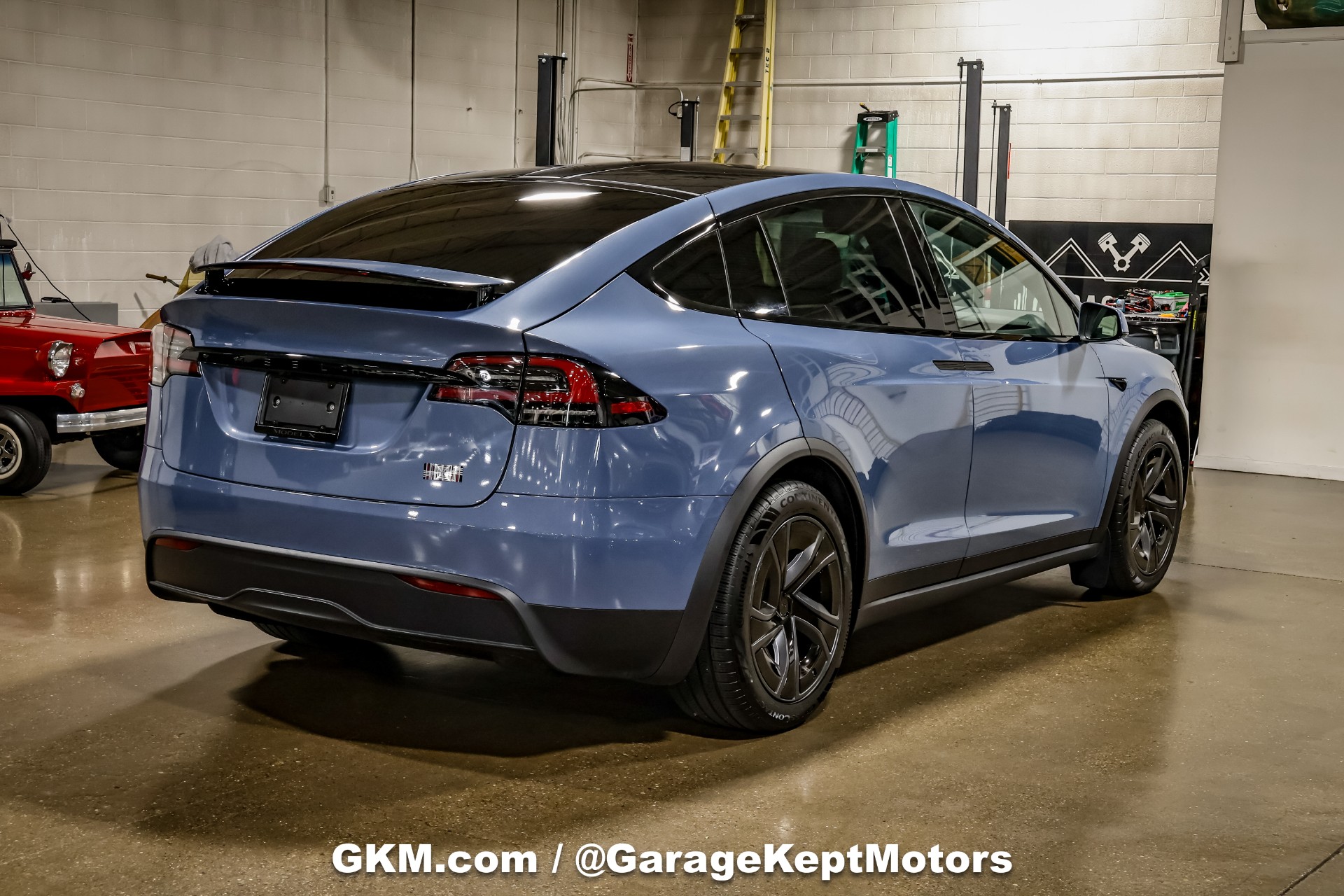 2026 Tesla Model X 8