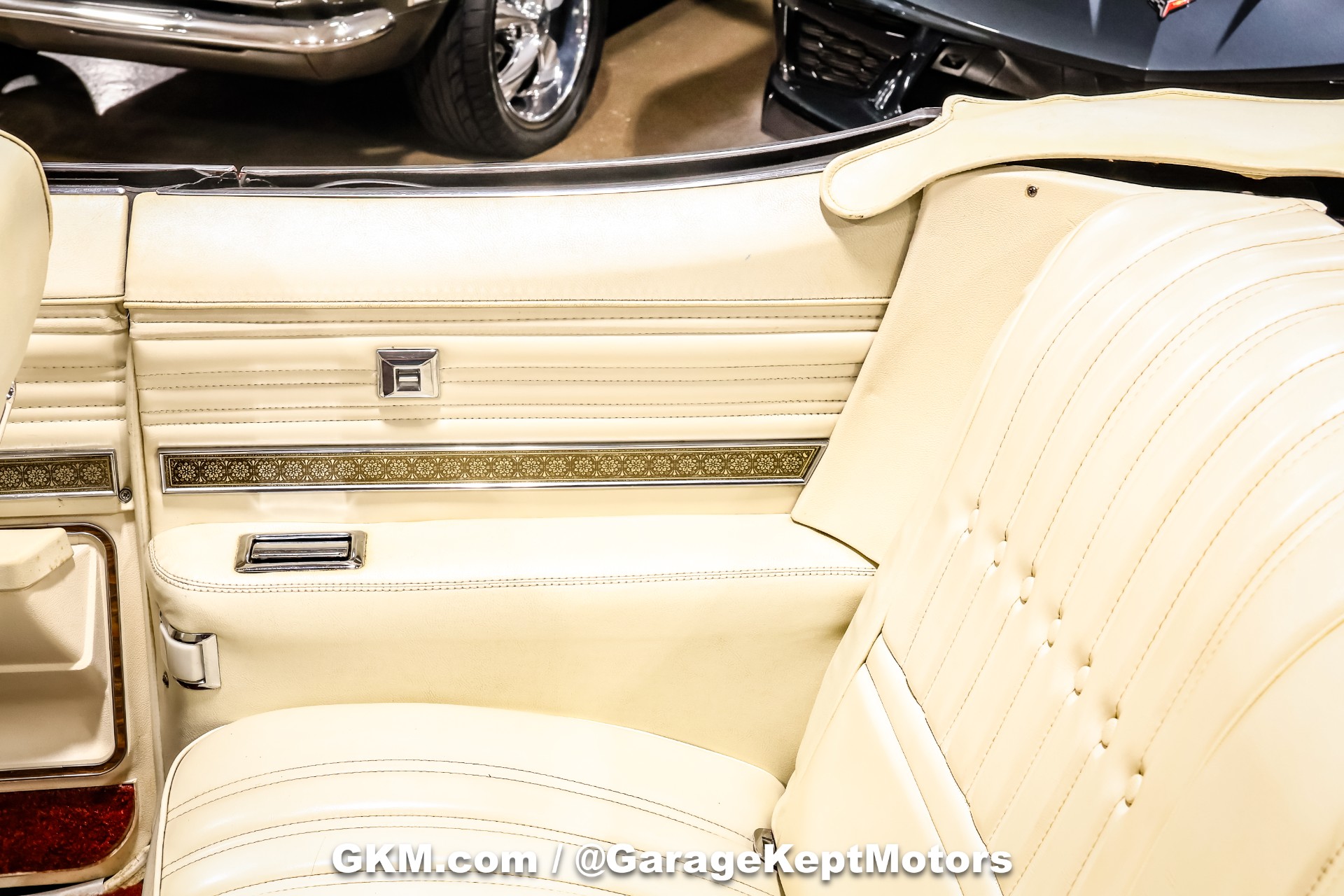 1975 Oldsmobile Delta 88 Royale 122