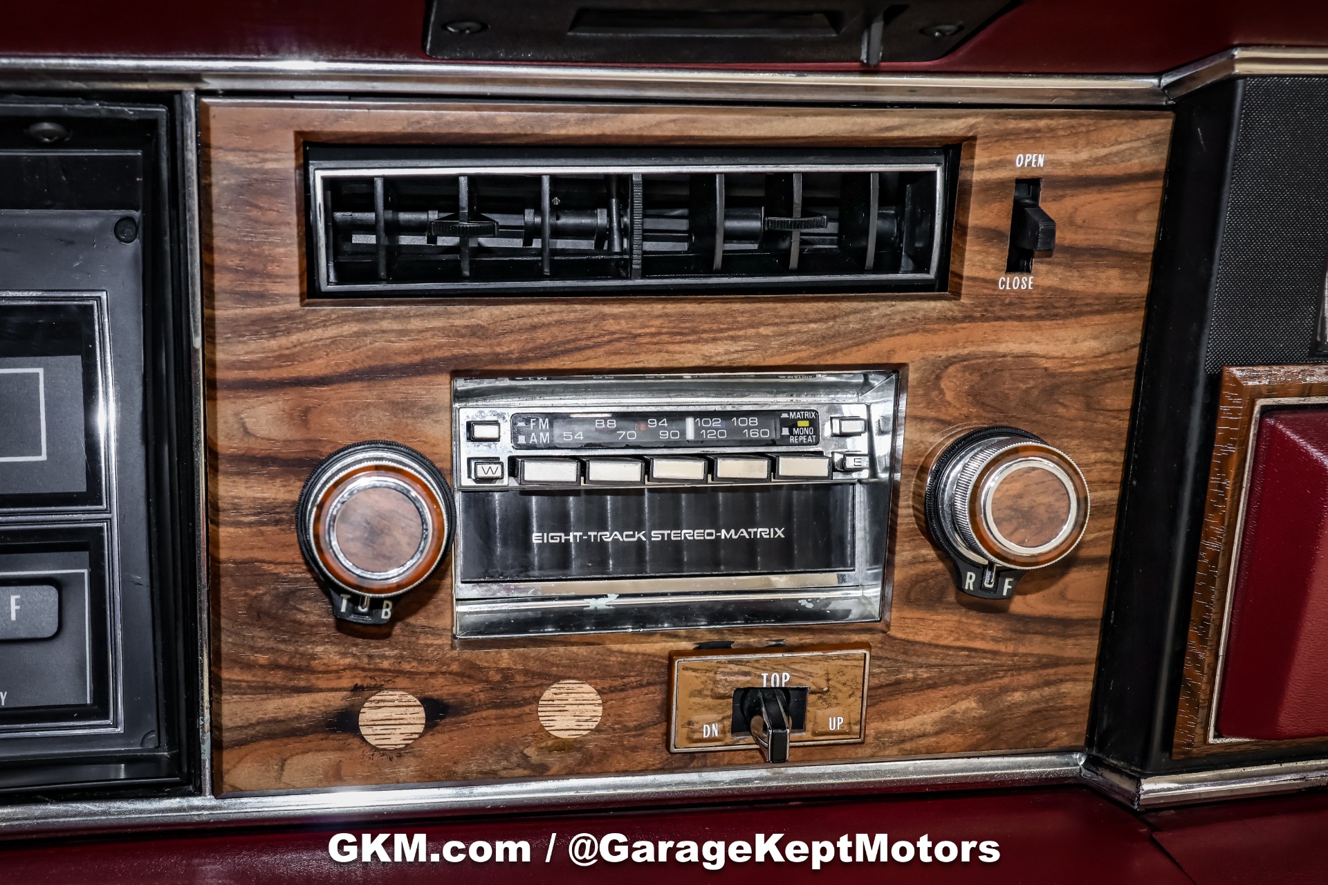 1975 Oldsmobile Delta 88 Royale 130