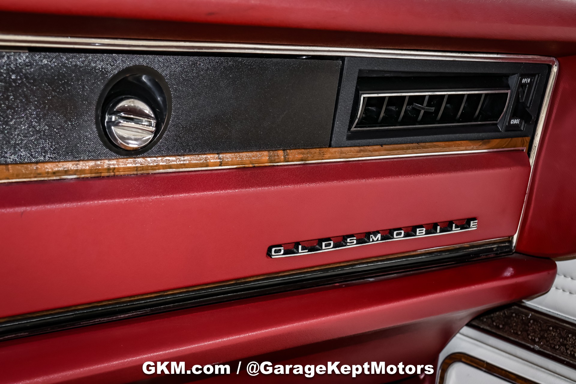 1975 Oldsmobile Delta 88 Royale 137