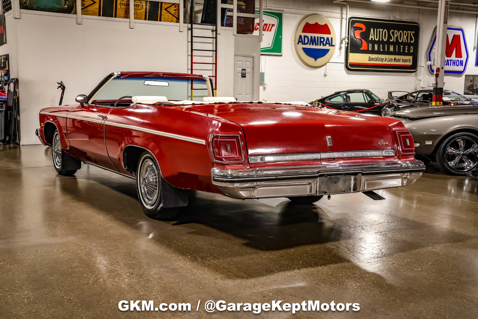 1975 Oldsmobile Delta 88 Royale 22