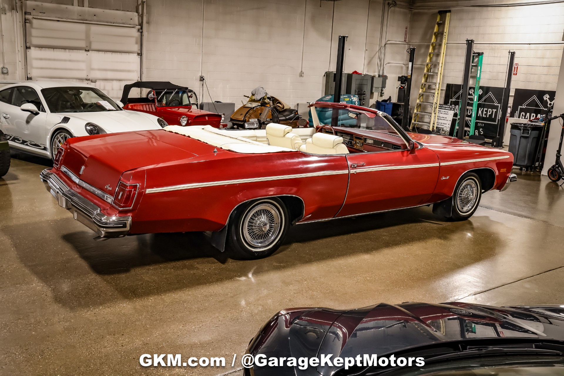 1975 Oldsmobile Delta 88 Royale 24