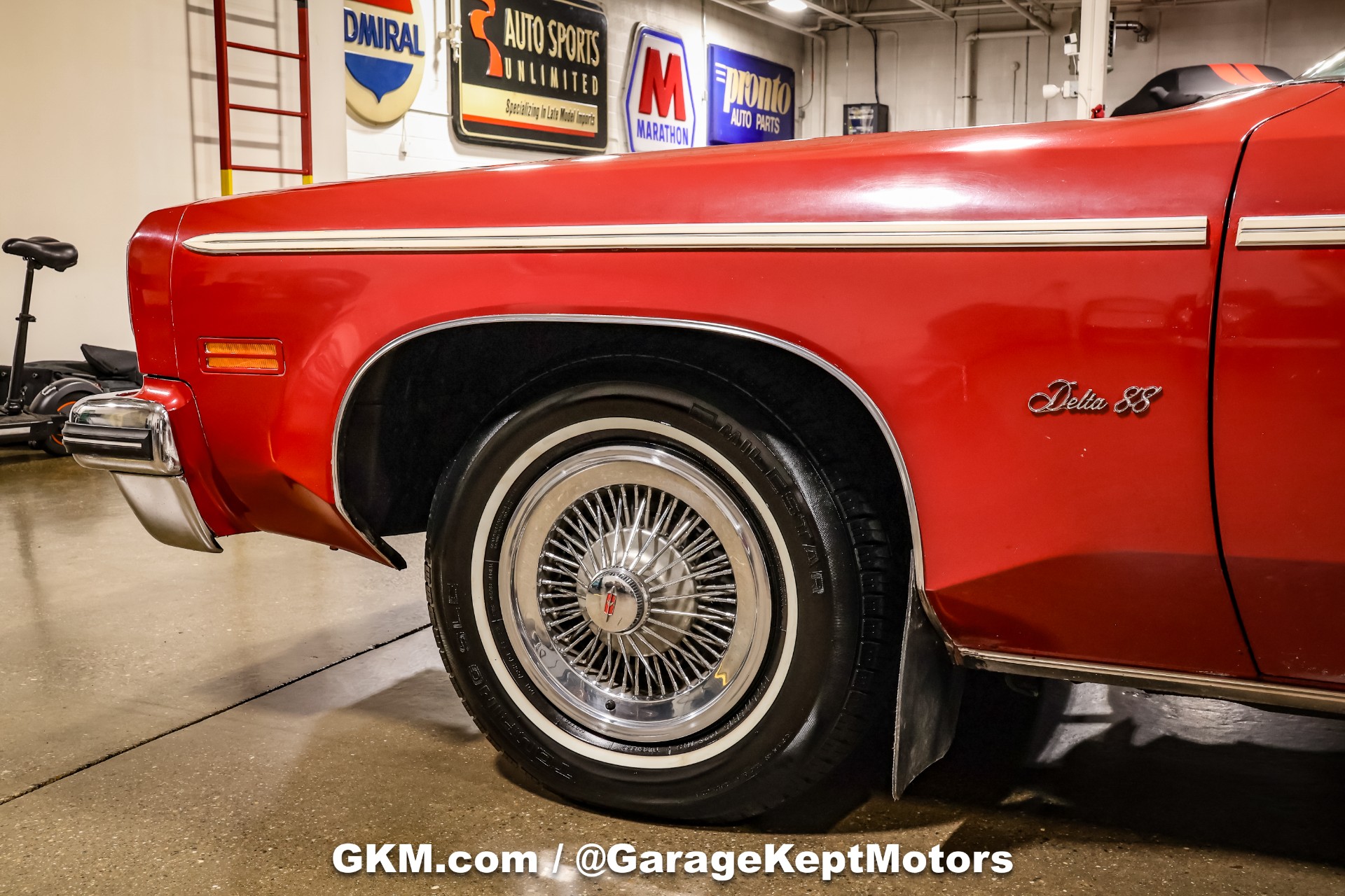 1975 Oldsmobile Delta 88 Royale 42
