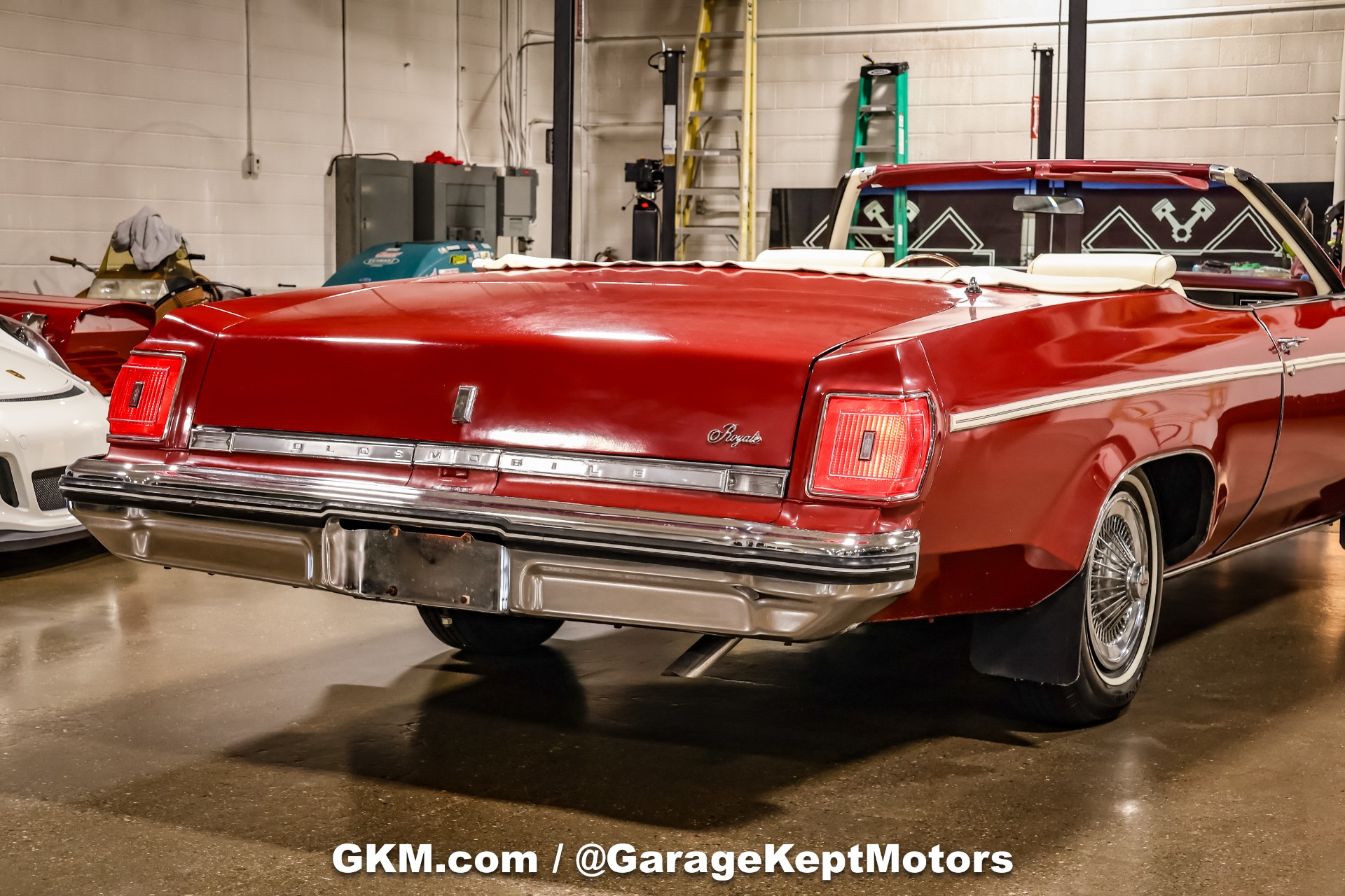 1975 Oldsmobile Delta 88 Royale 54