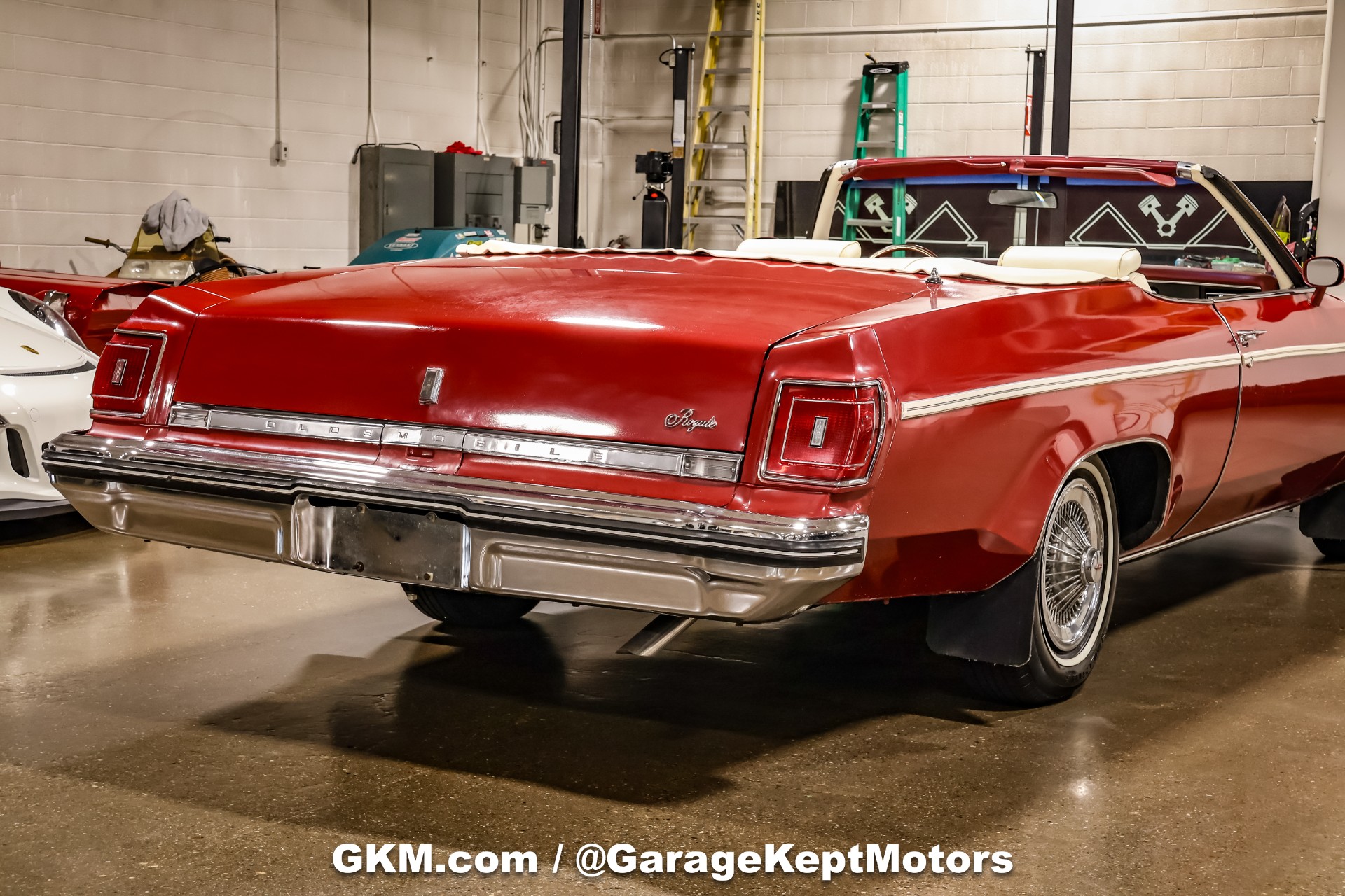 1975 Oldsmobile Delta 88 Royale 55