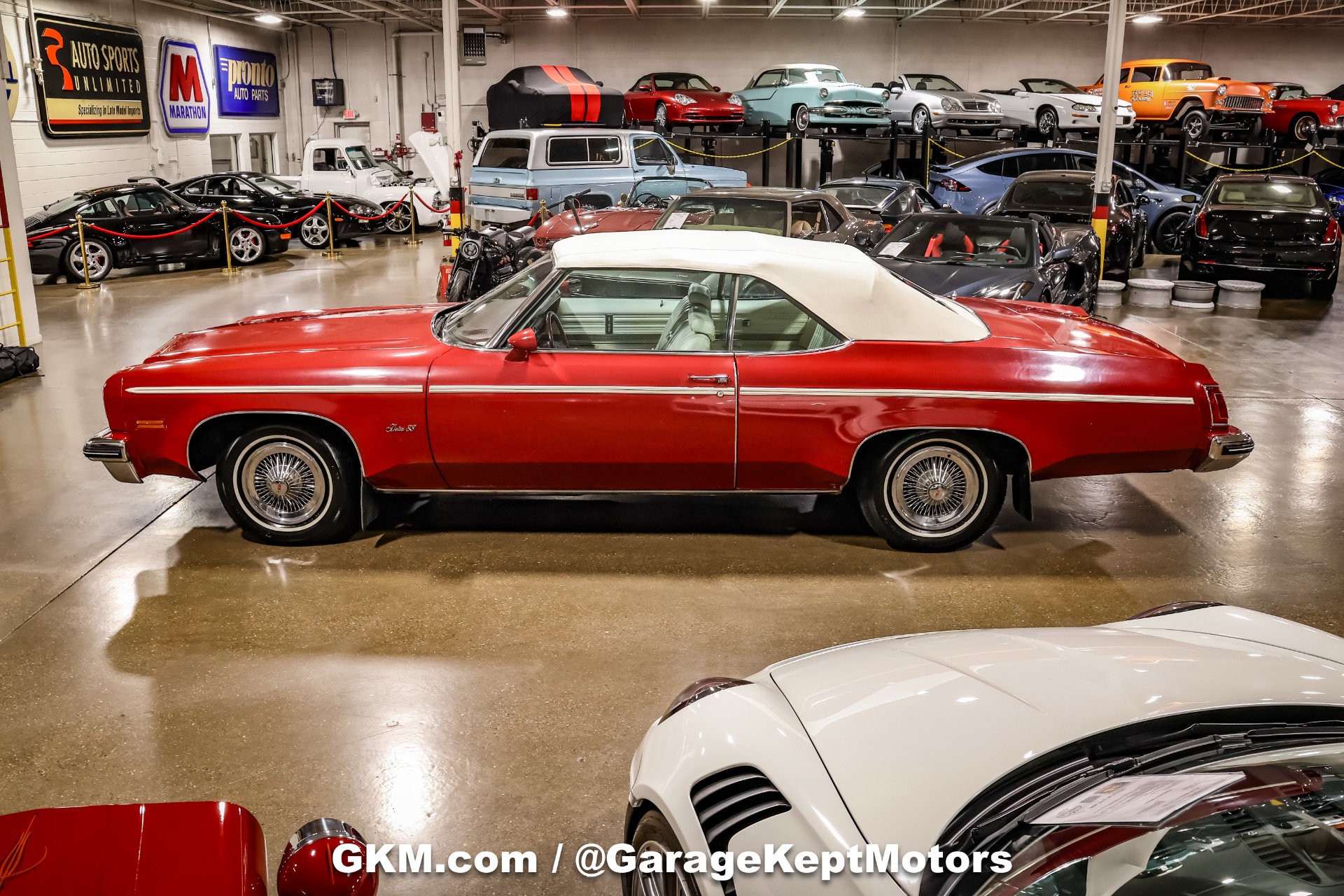 1975 Oldsmobile Delta 88 Royale 5