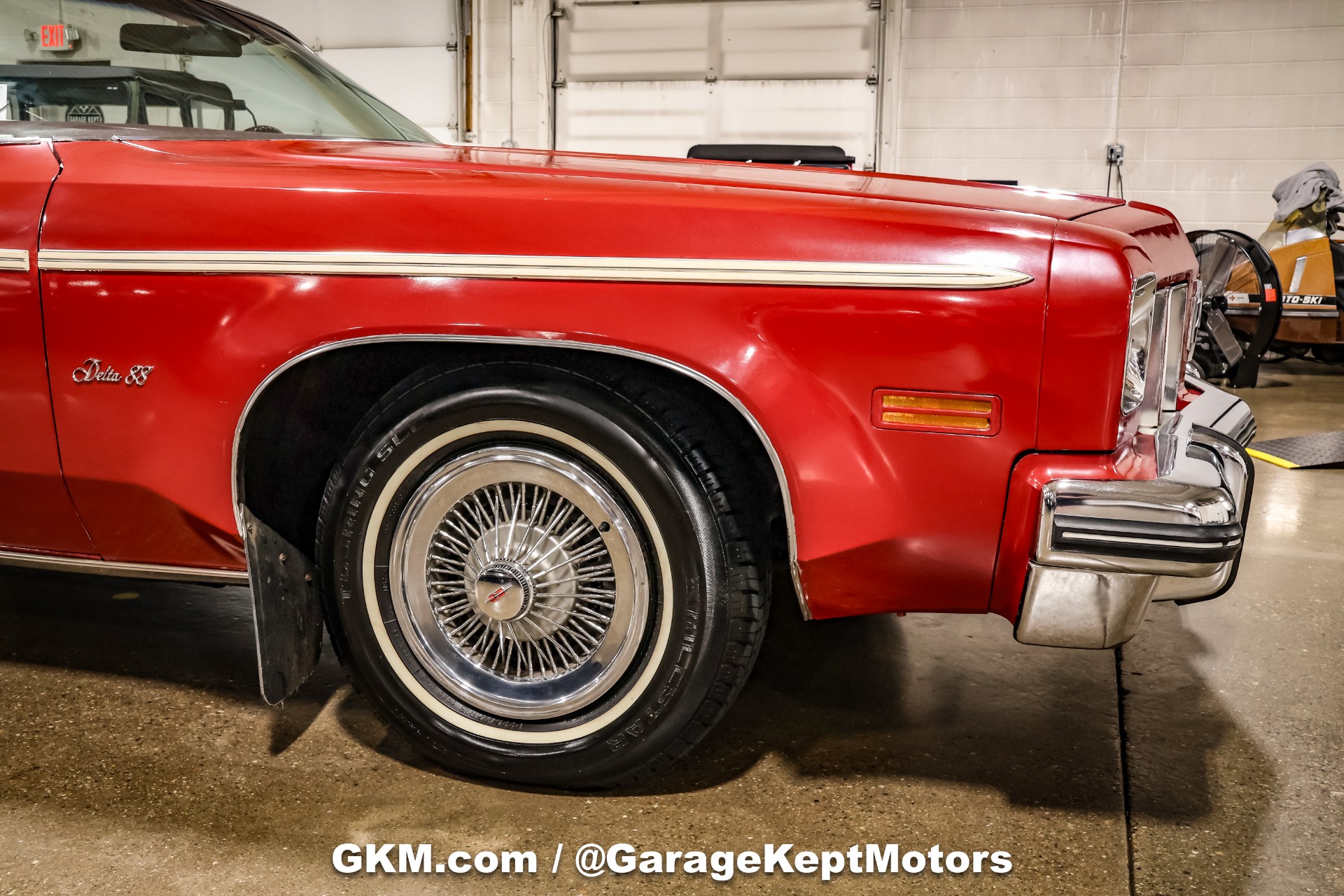 1975 Oldsmobile Delta 88 Royale 64