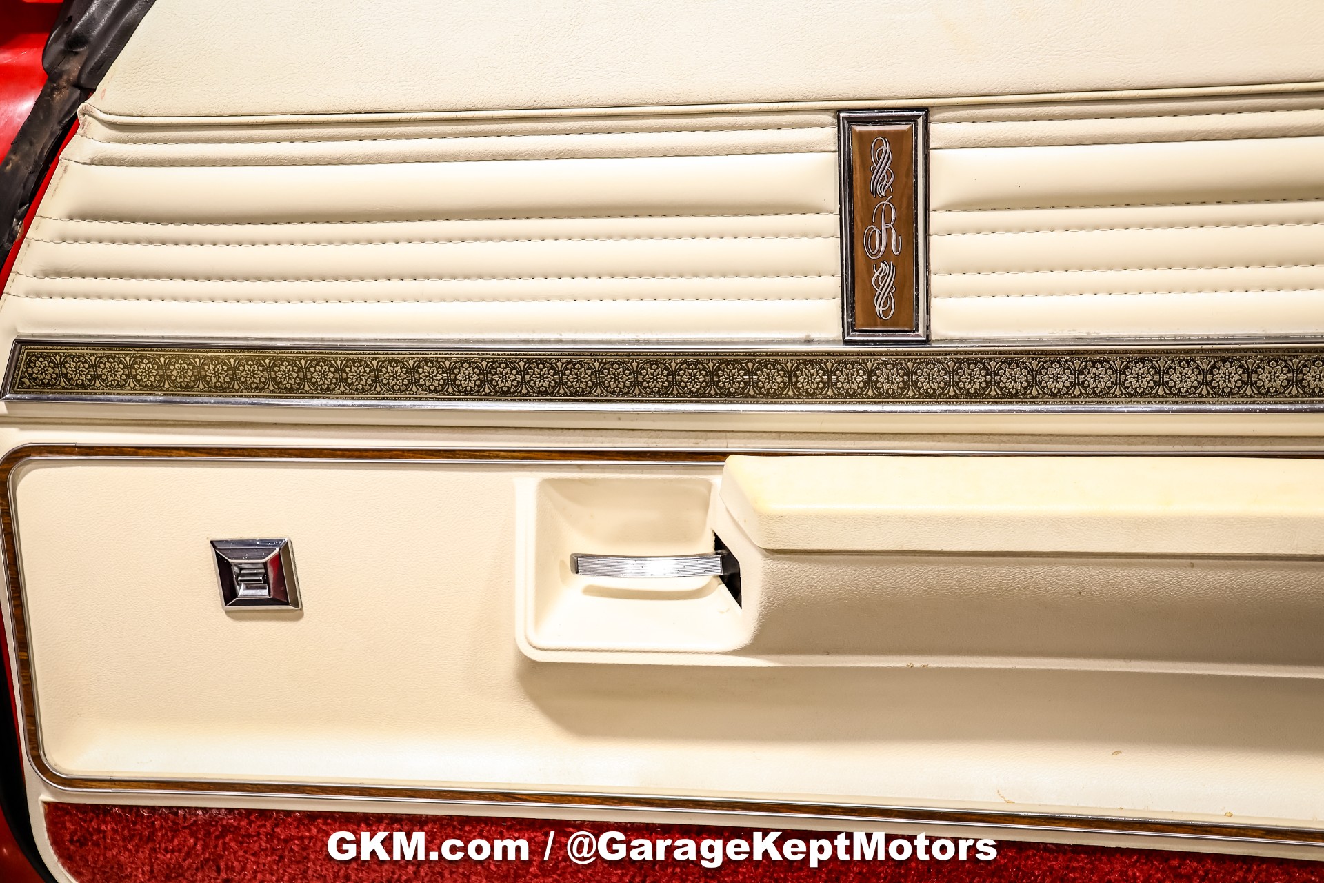 1975 Oldsmobile Delta 88 Royale 72