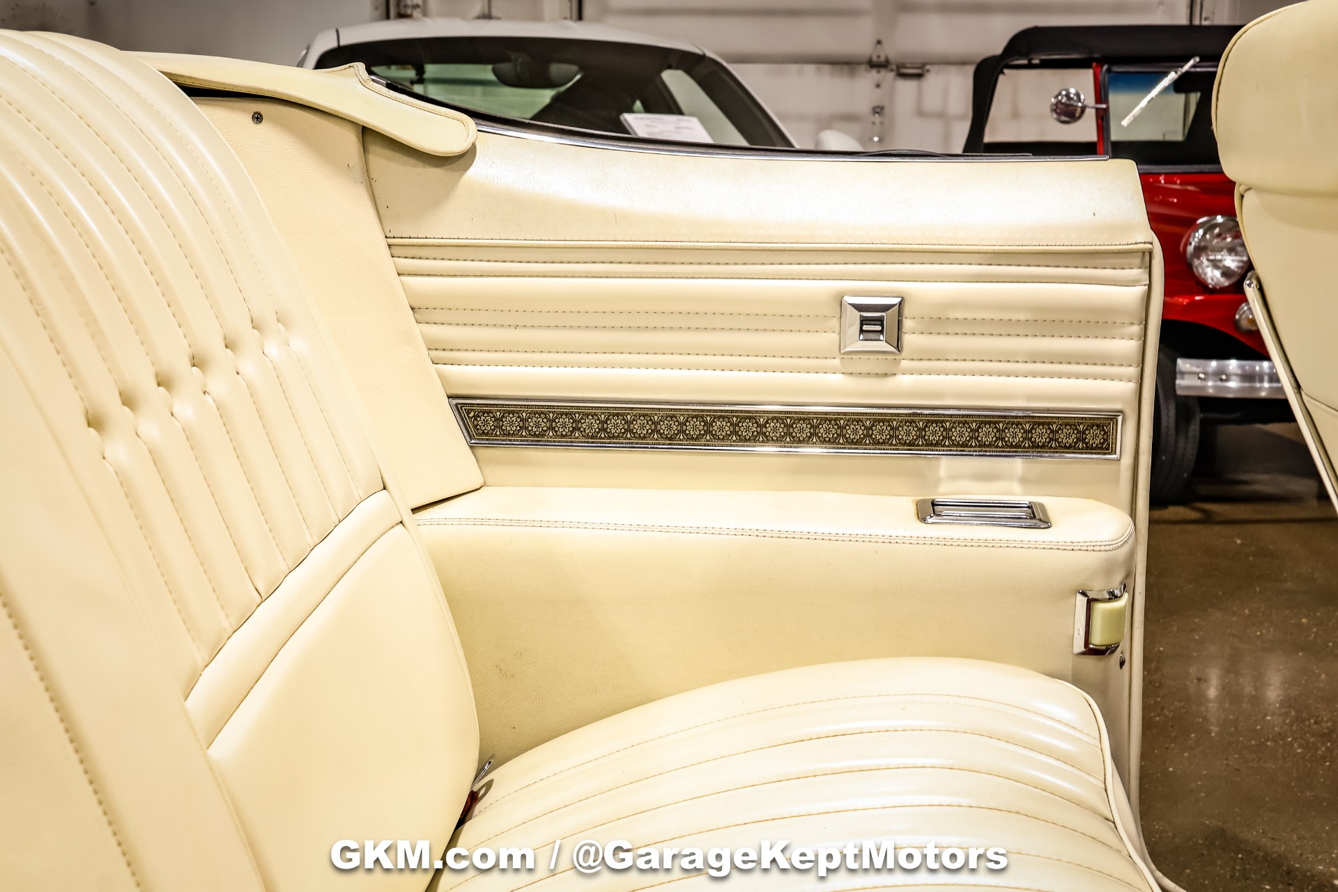 1975 Oldsmobile Delta 88 Royale 89