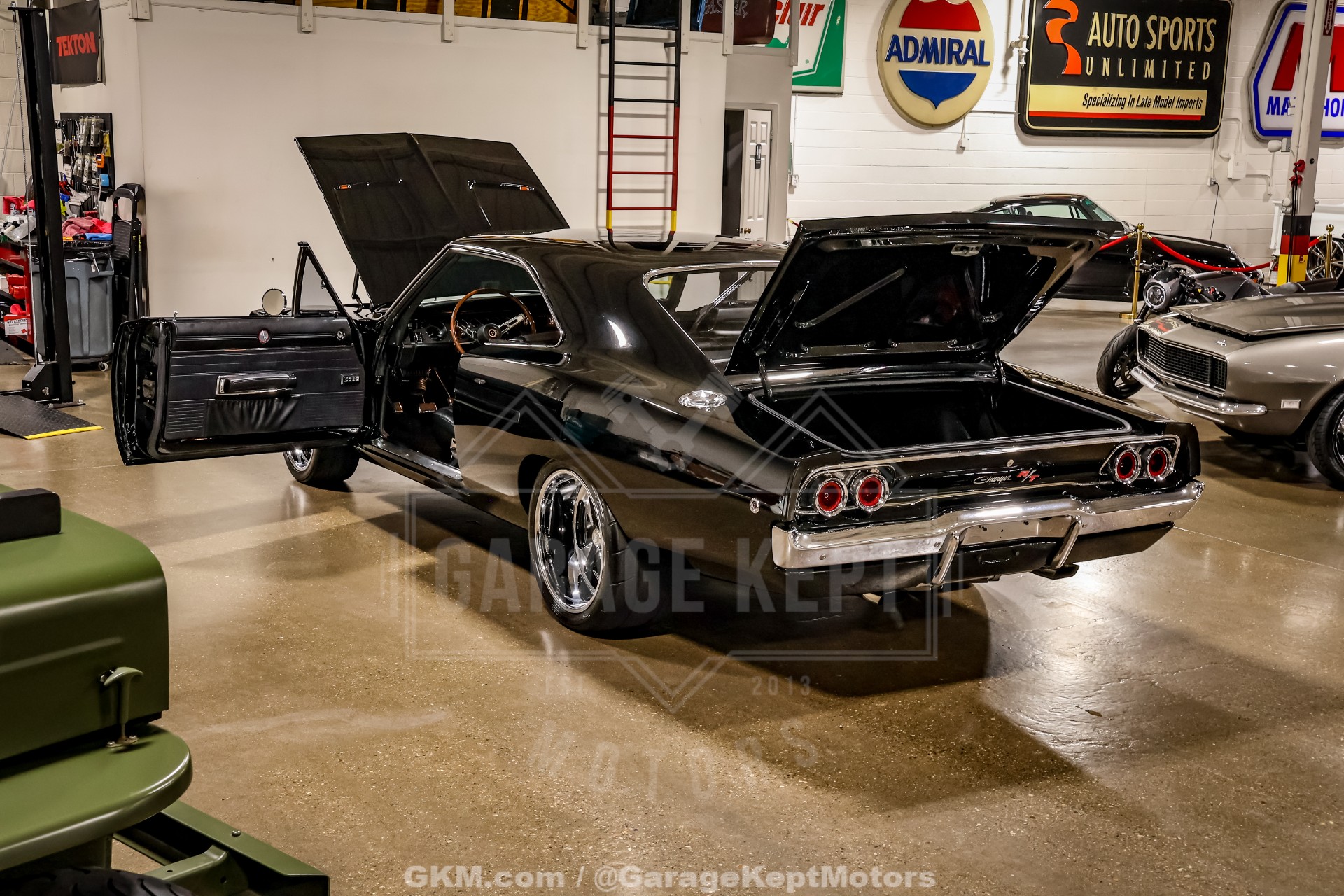 1968 Dodge Charger R/T 65