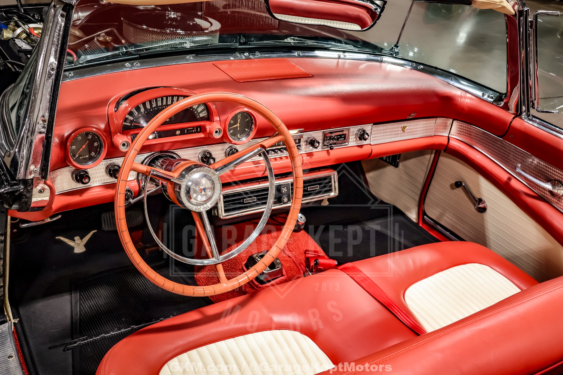 1956 Ford Thunderbird 124