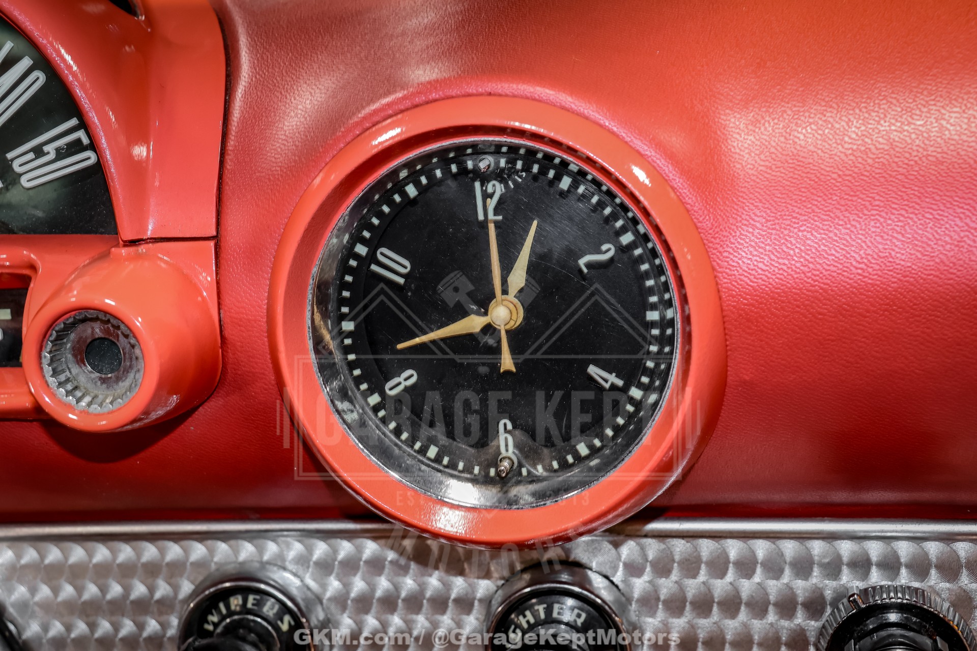 1956 Ford Thunderbird 133