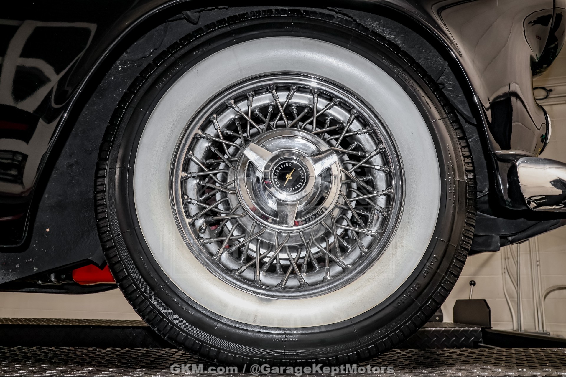 1956 Ford Thunderbird 182