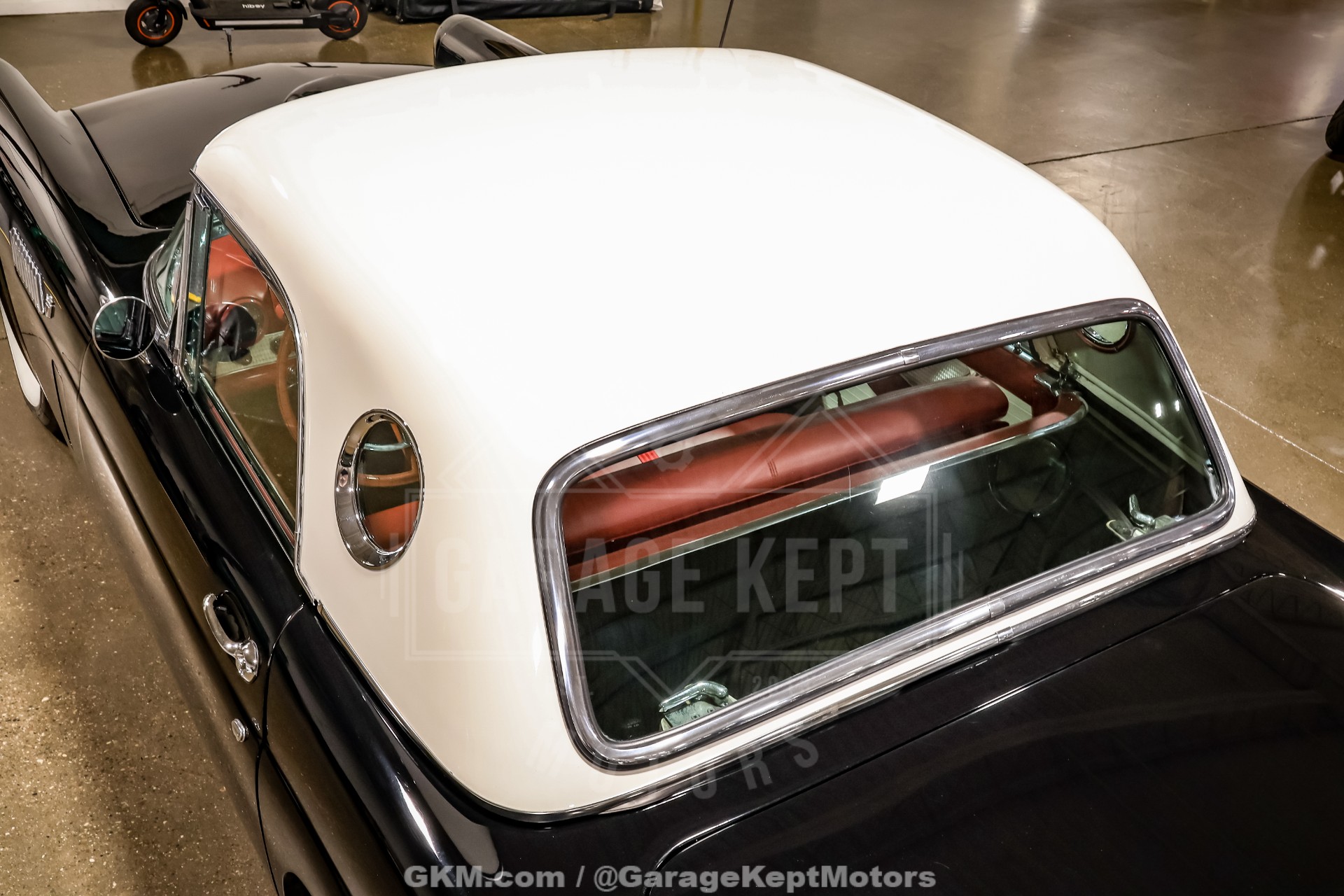 1956 Ford Thunderbird 40
