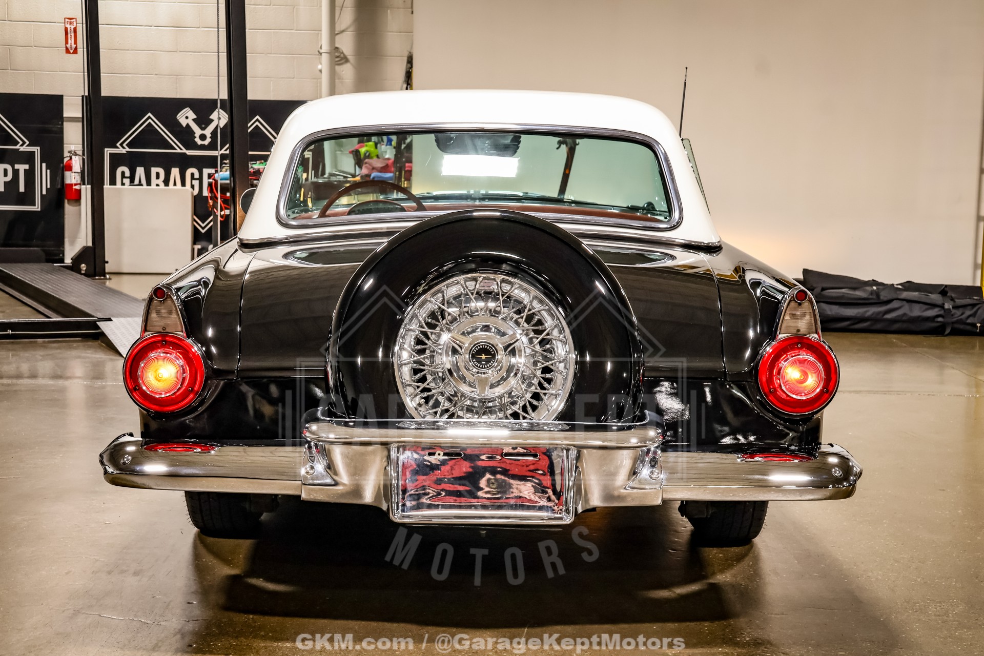 1956 Ford Thunderbird 45
