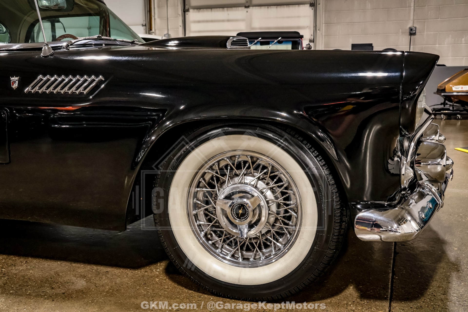 1956 Ford Thunderbird 58