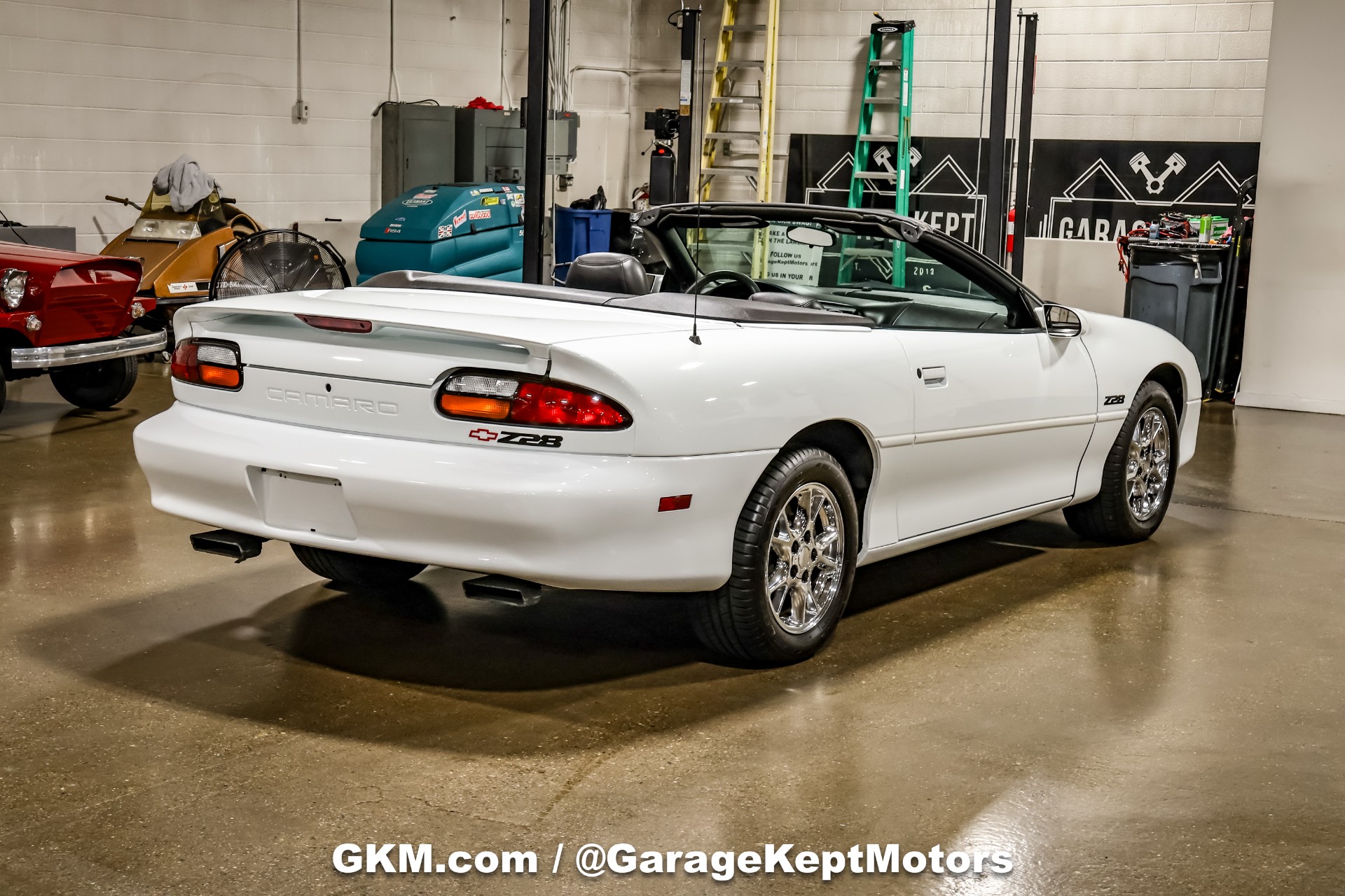 2002 Chevrolet Camaro 23