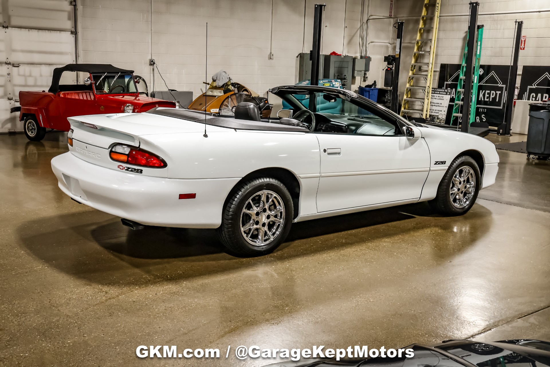 2002 Chevrolet Camaro 24