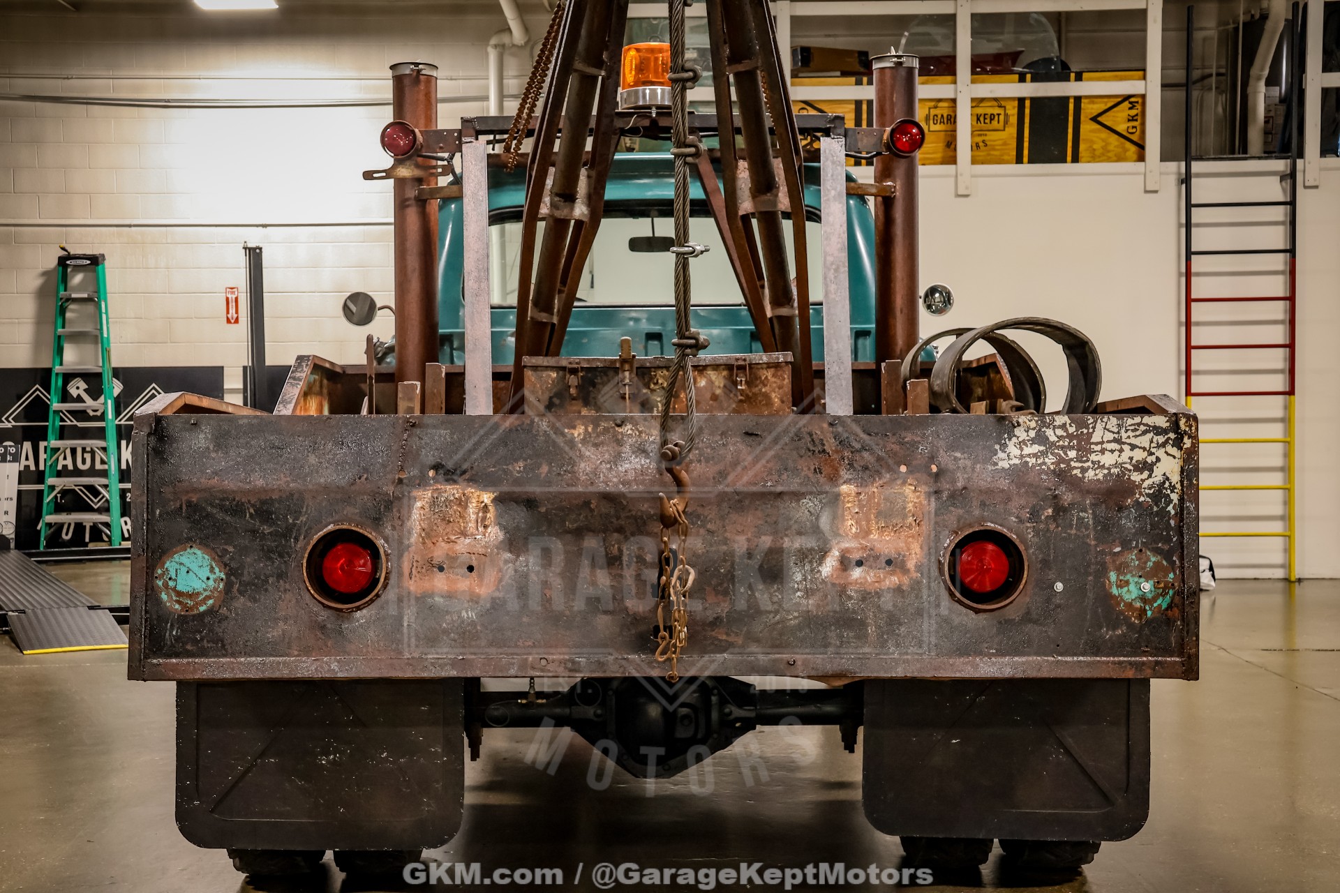 1964 Ford F350 44