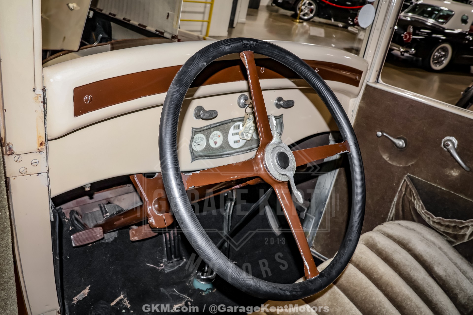 1928 Oldsmobile F-28 102