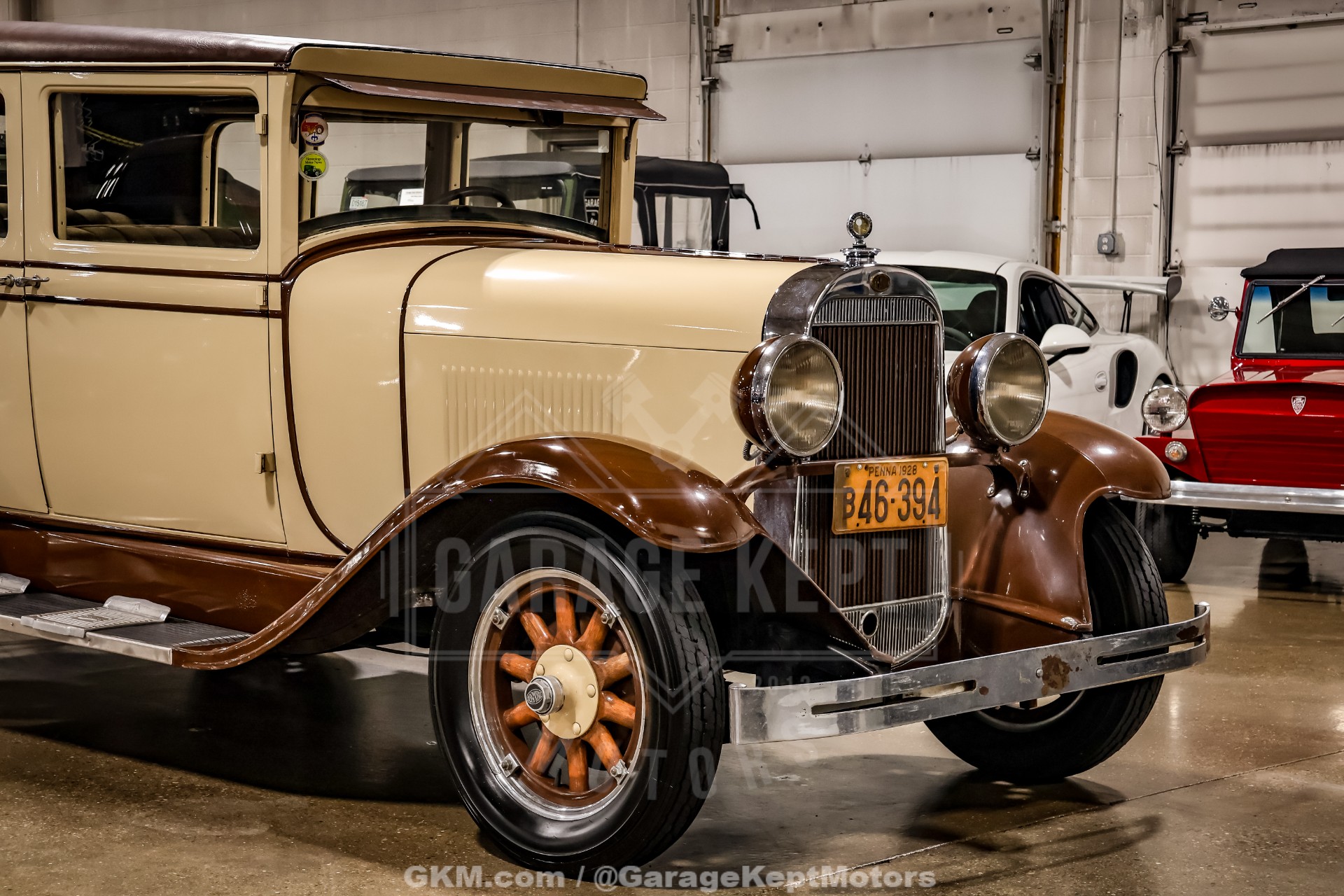 1928 Oldsmobile F-28 13