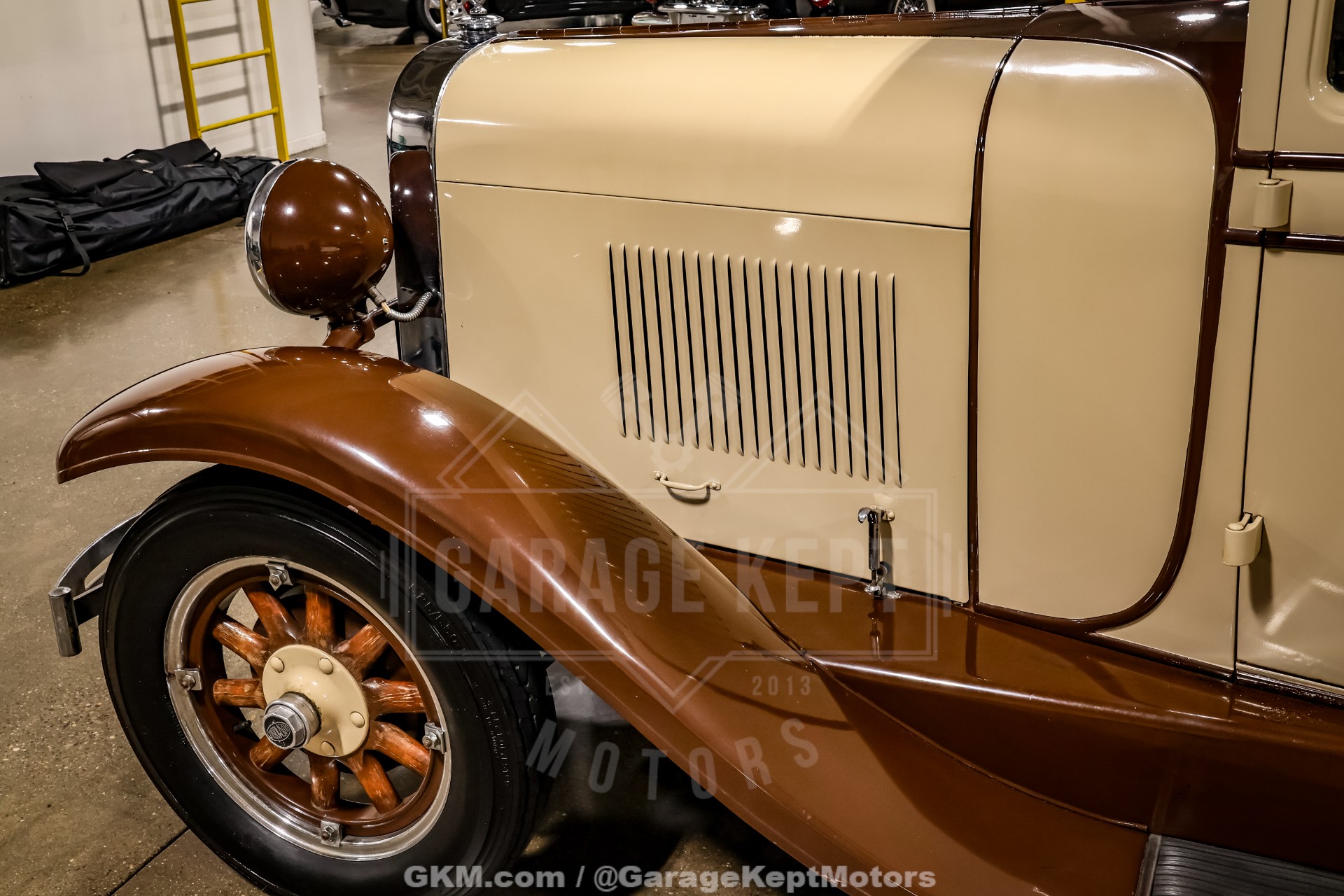 1928 Oldsmobile F-28 32