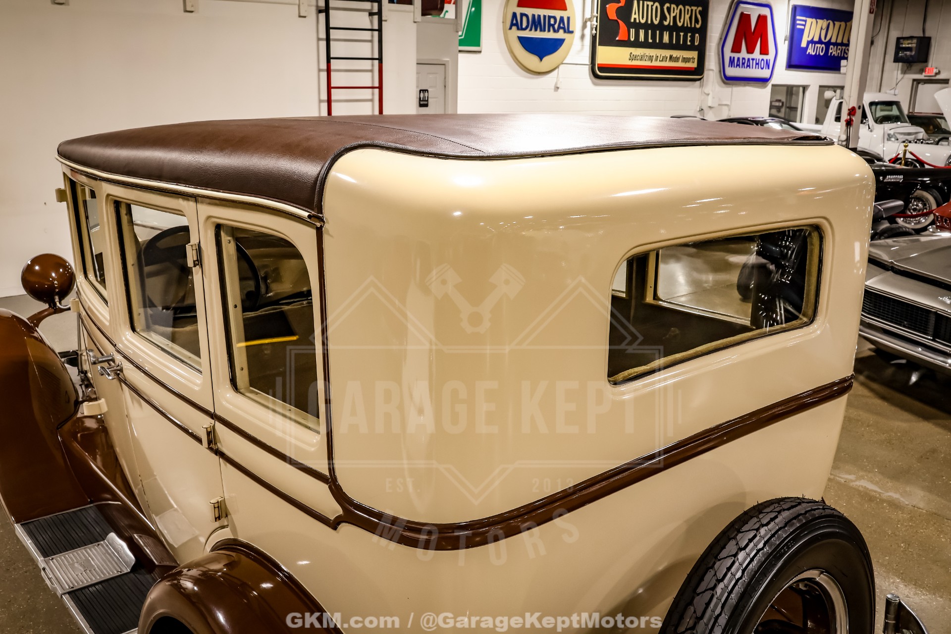 1928 Oldsmobile F-28 37