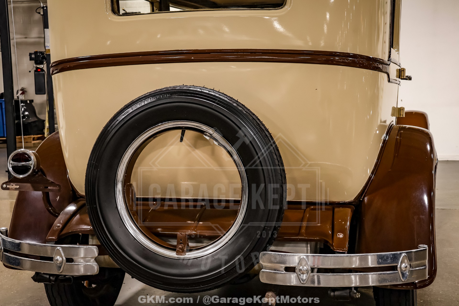 1928 Oldsmobile F-28 40
