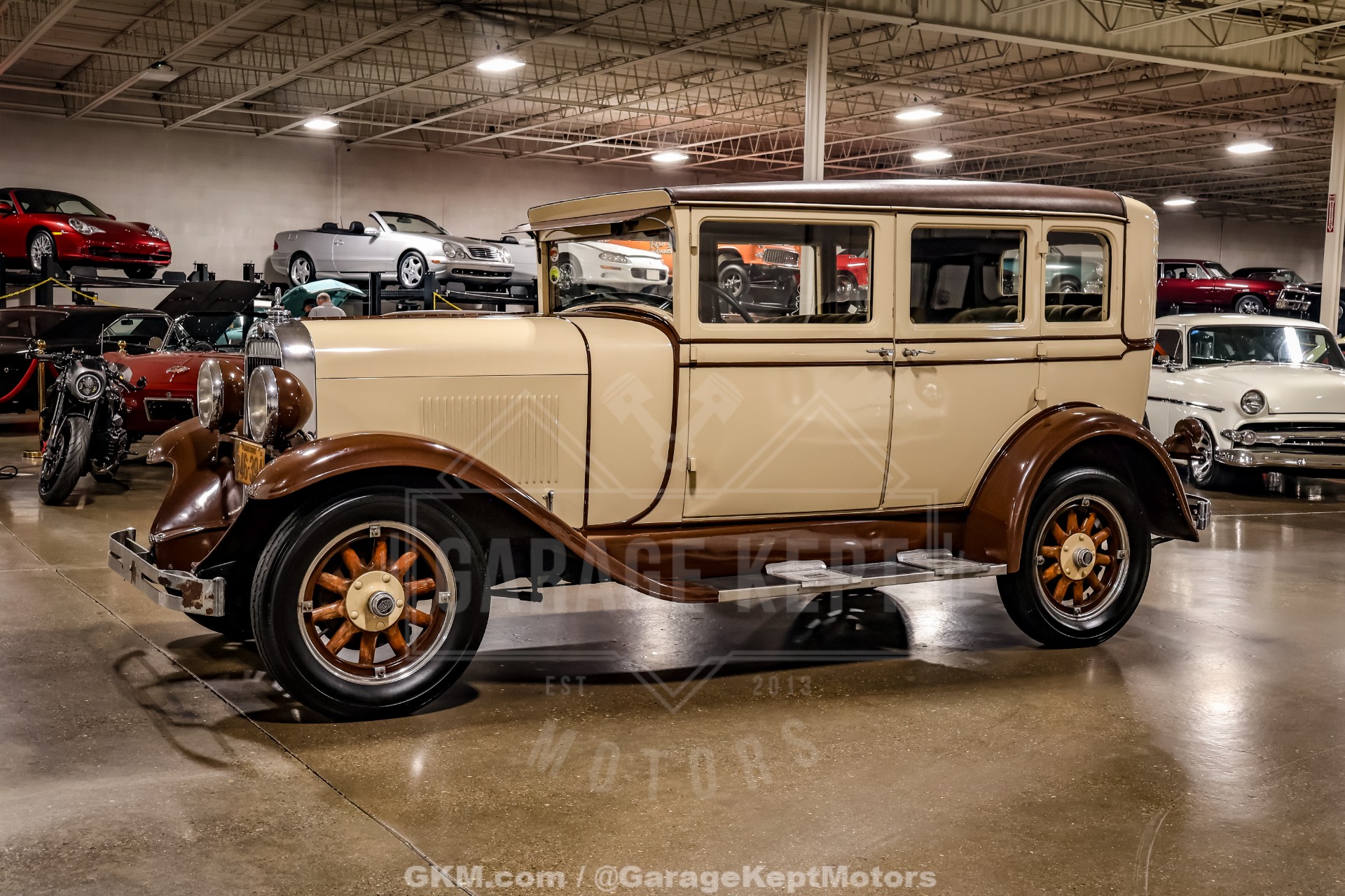 1928 Oldsmobile F-28 4