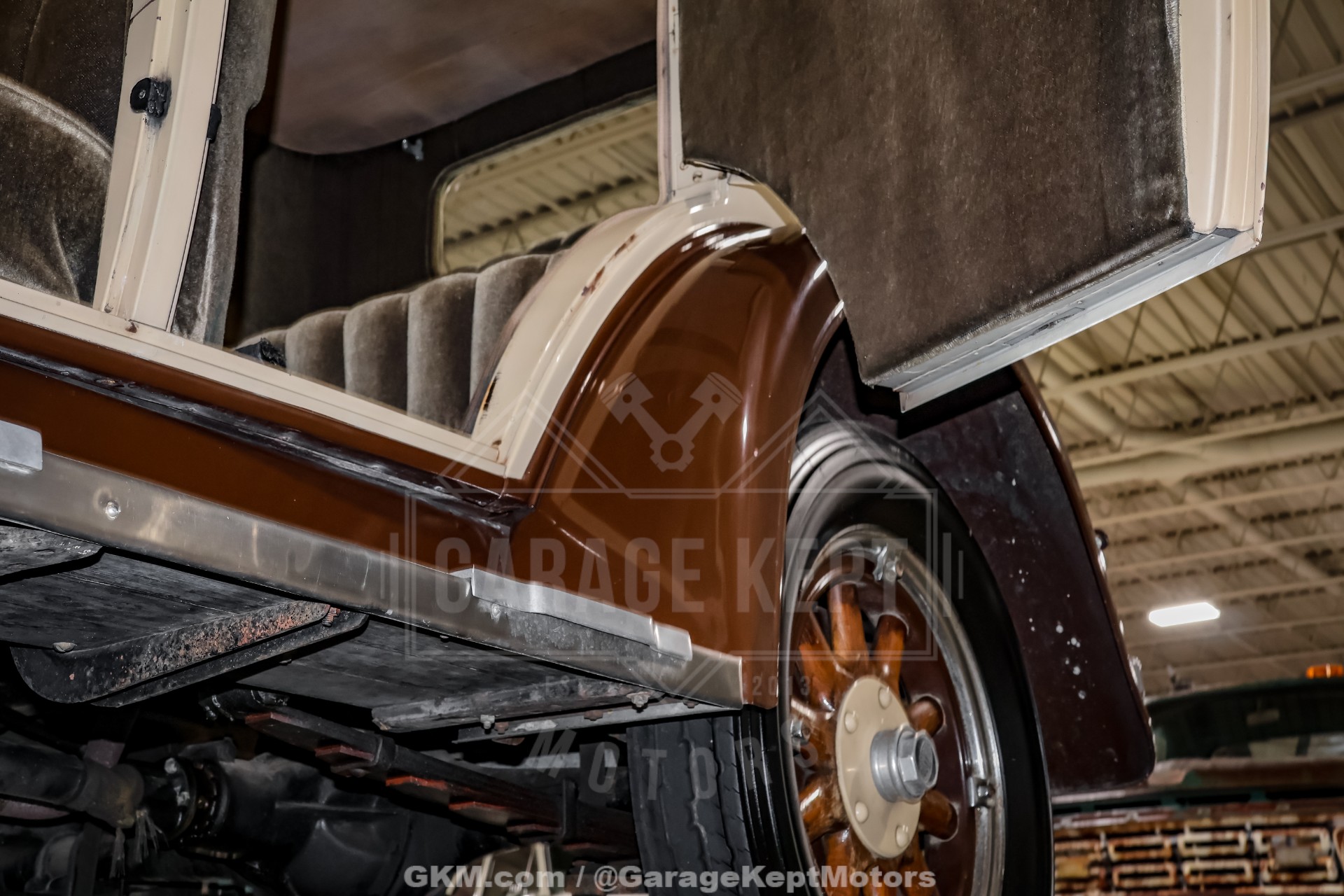 1928 Oldsmobile F-28 80