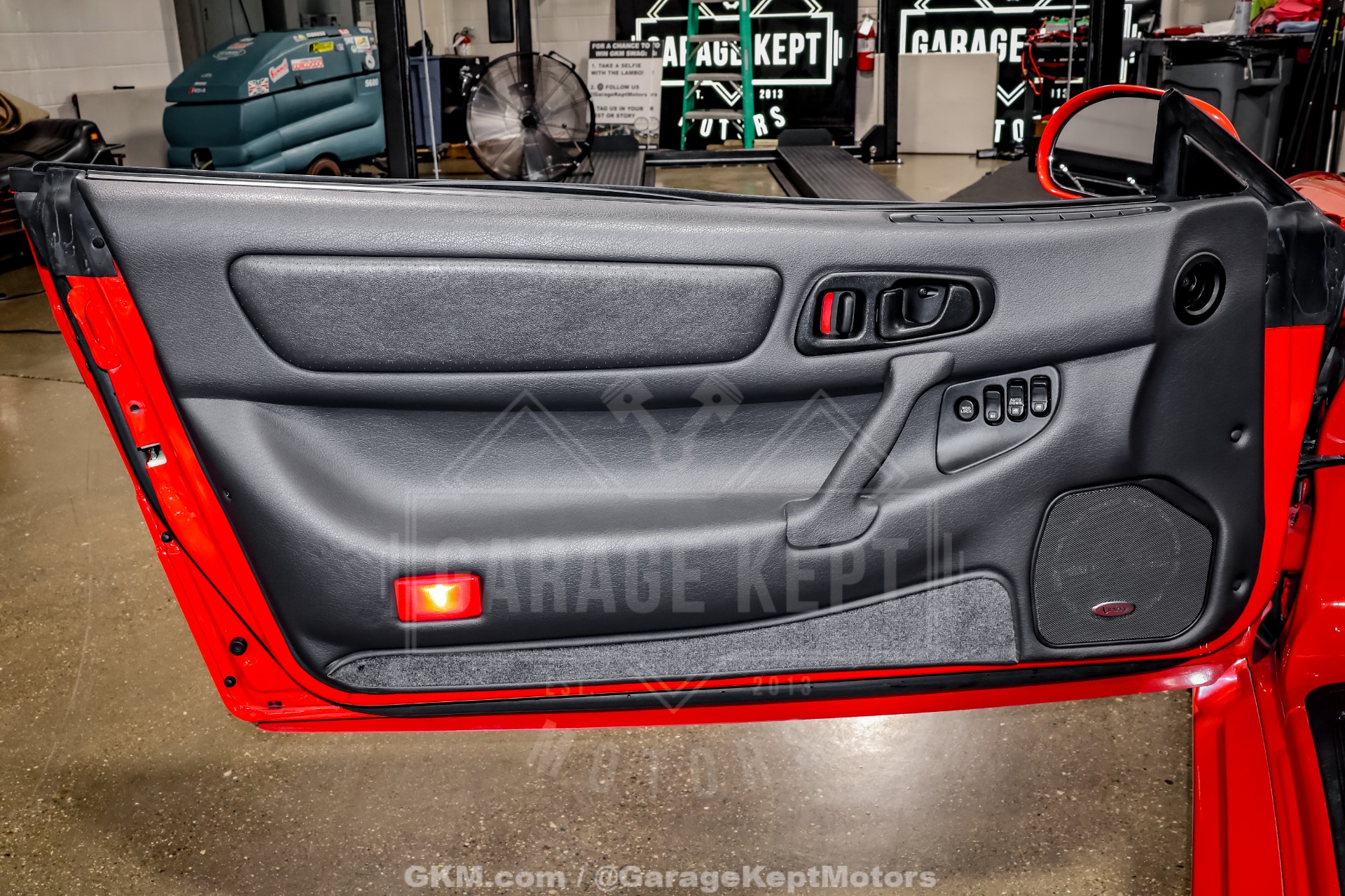1994 Dodge Stealth 105