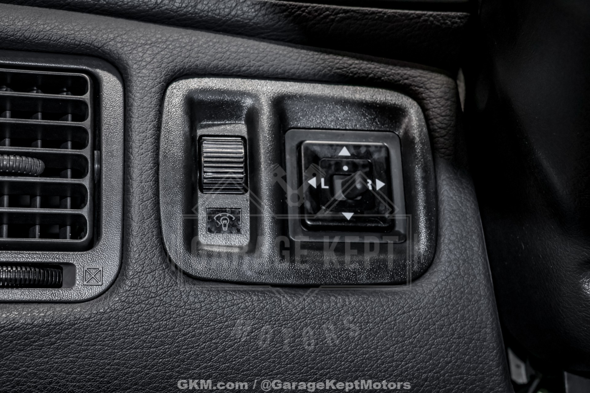 1995 Dodge Stealth 126