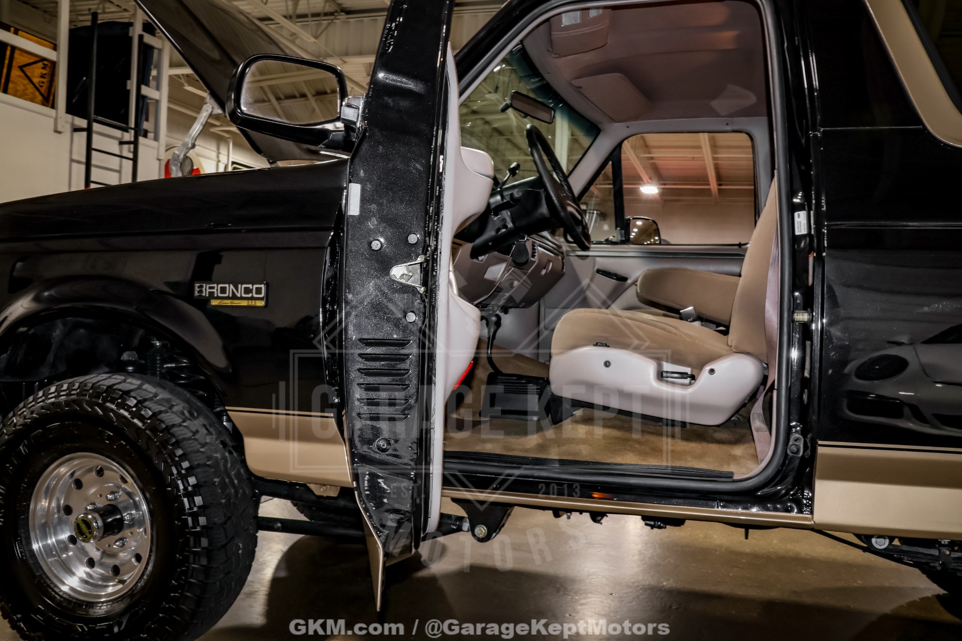 1992 Ford Bronco 102