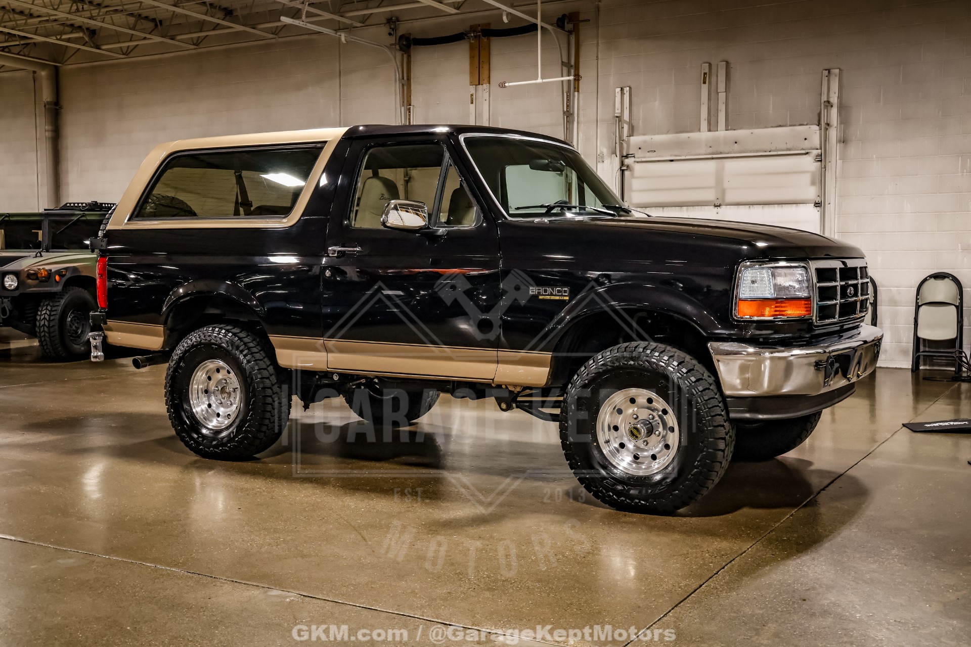 1992 Ford Bronco 11