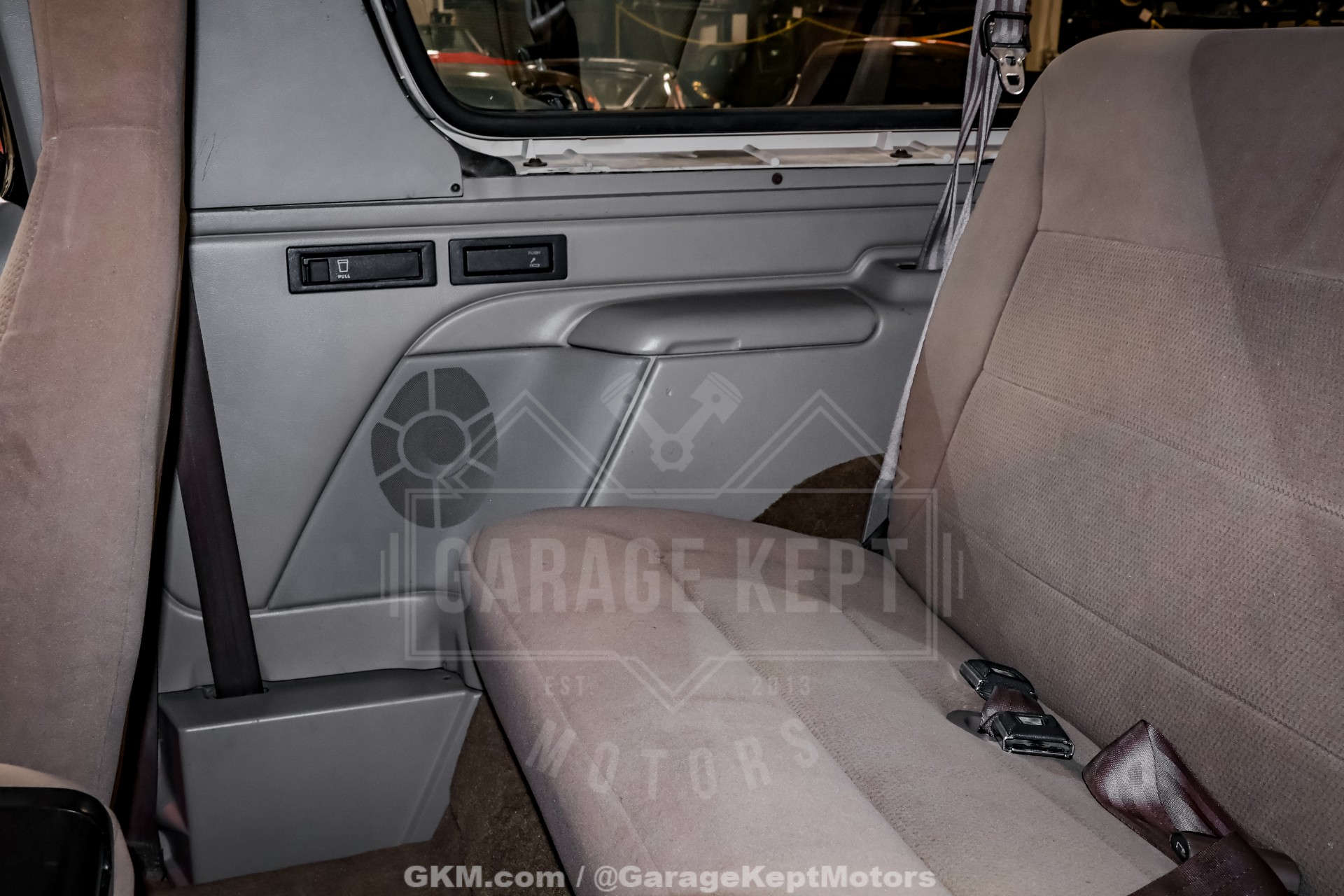1992 Ford Bronco 121