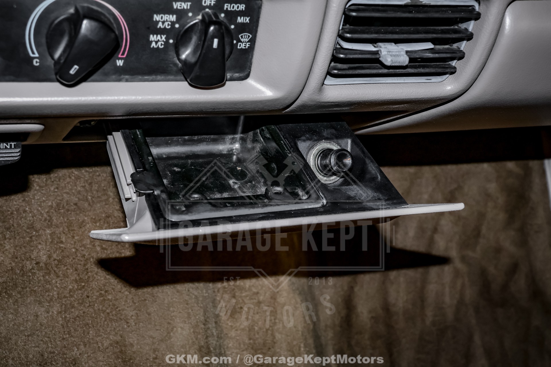 1992 Ford Bronco 127