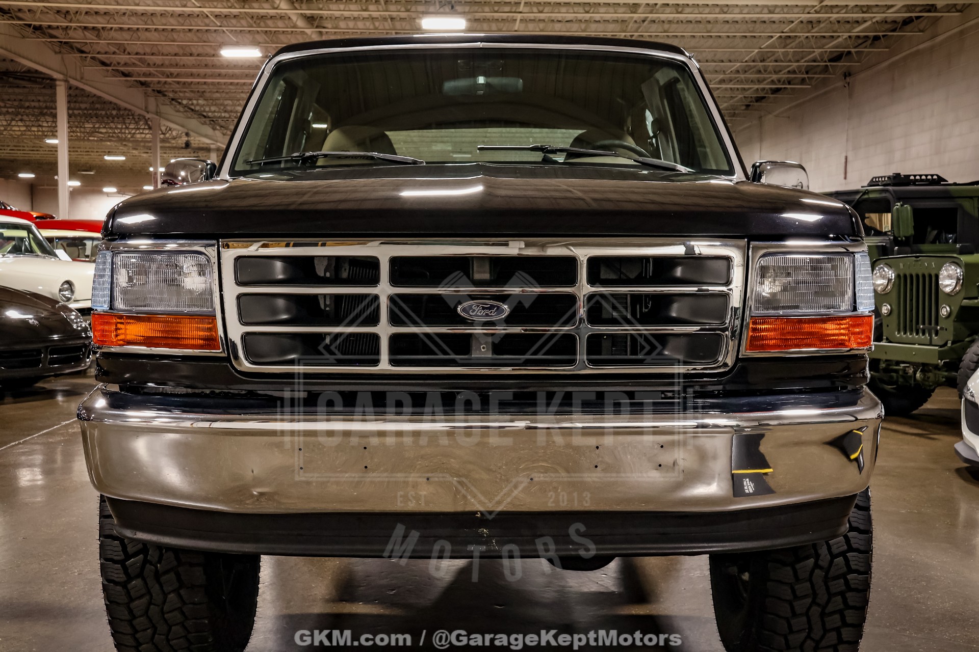 1992 Ford Bronco 19