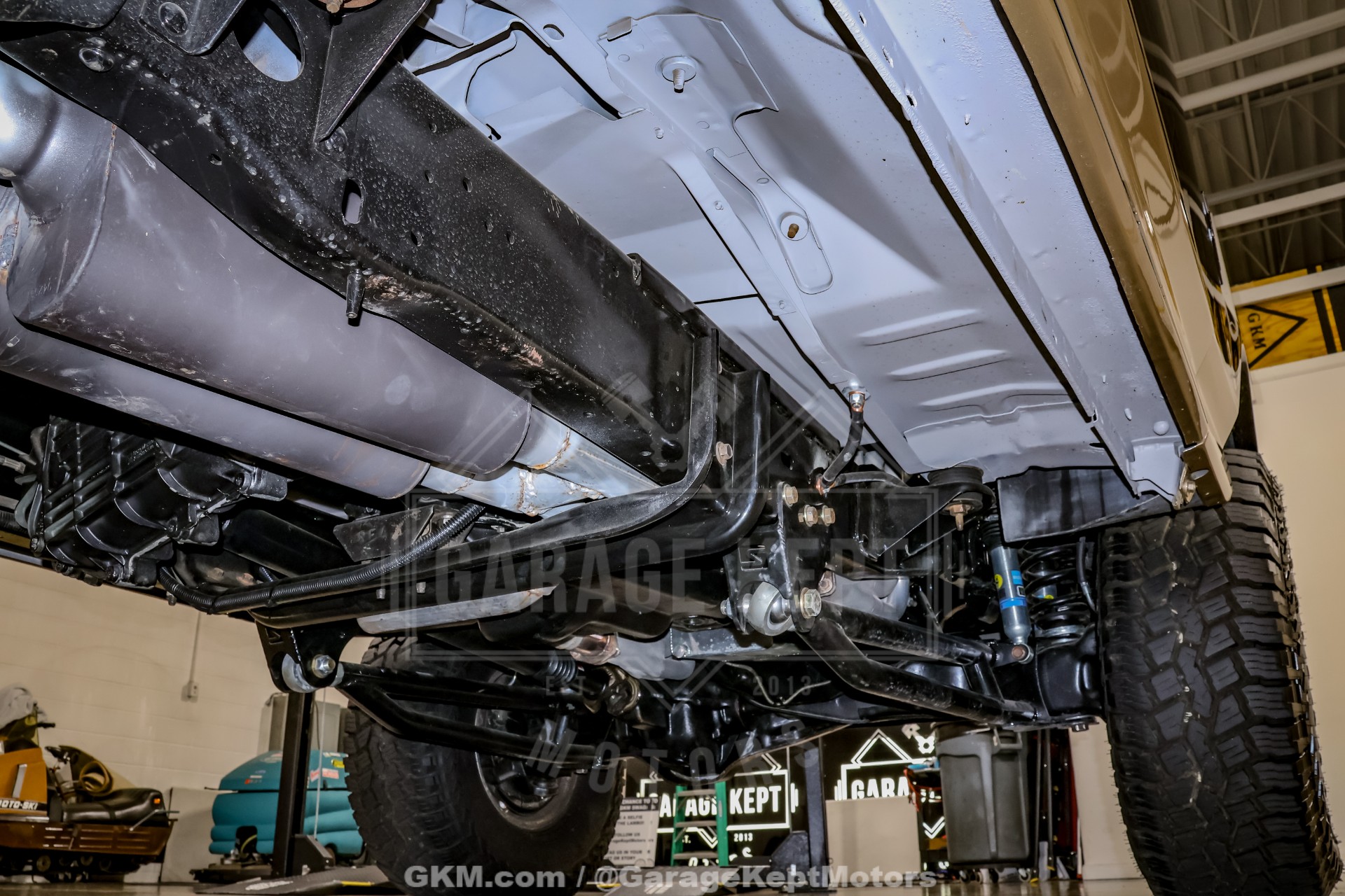 1992 Ford Bronco 200