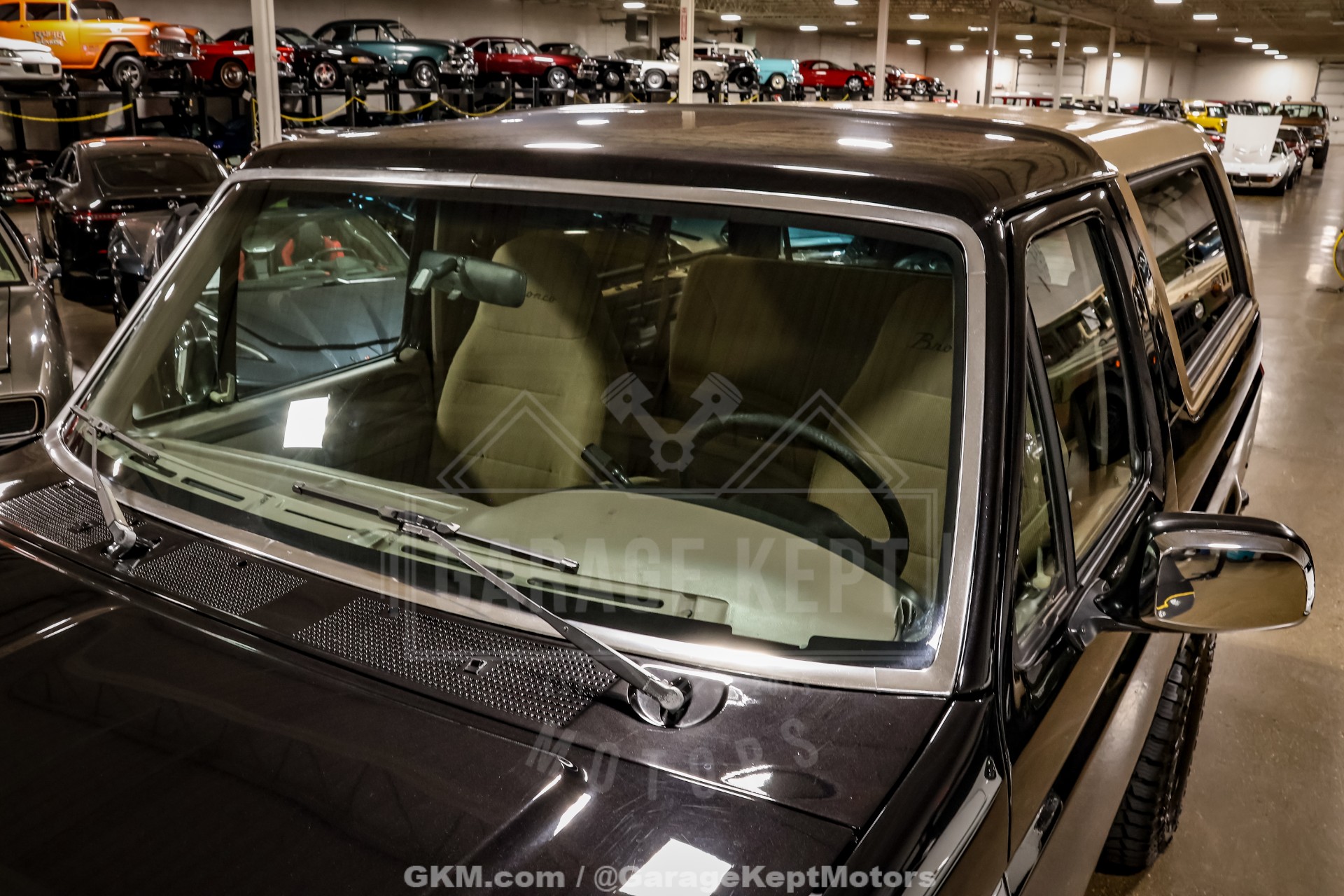 1992 Ford Bronco 24