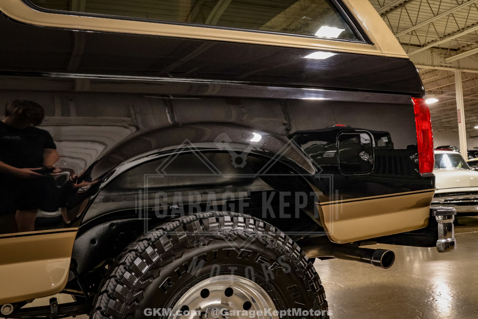 1992 Ford Bronco 35